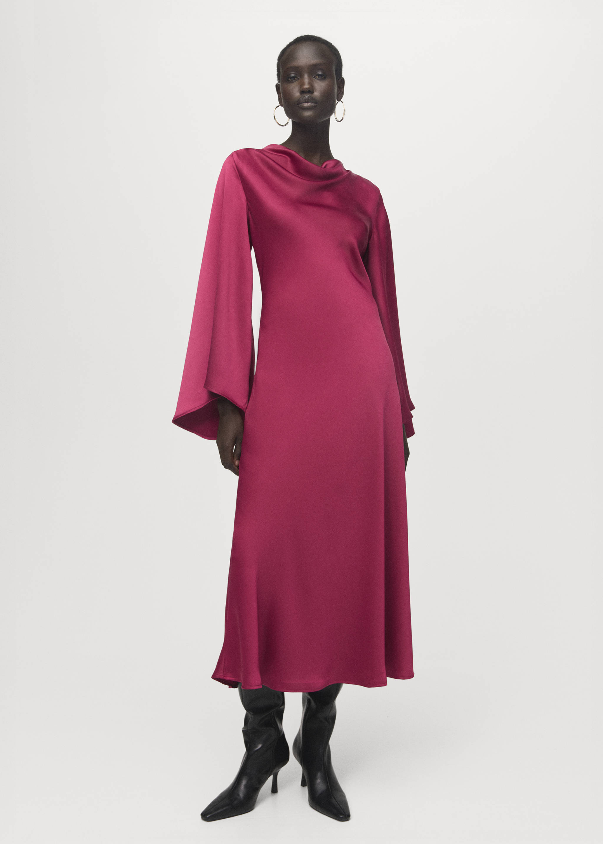Flared-sleeve satin dress - General plane
