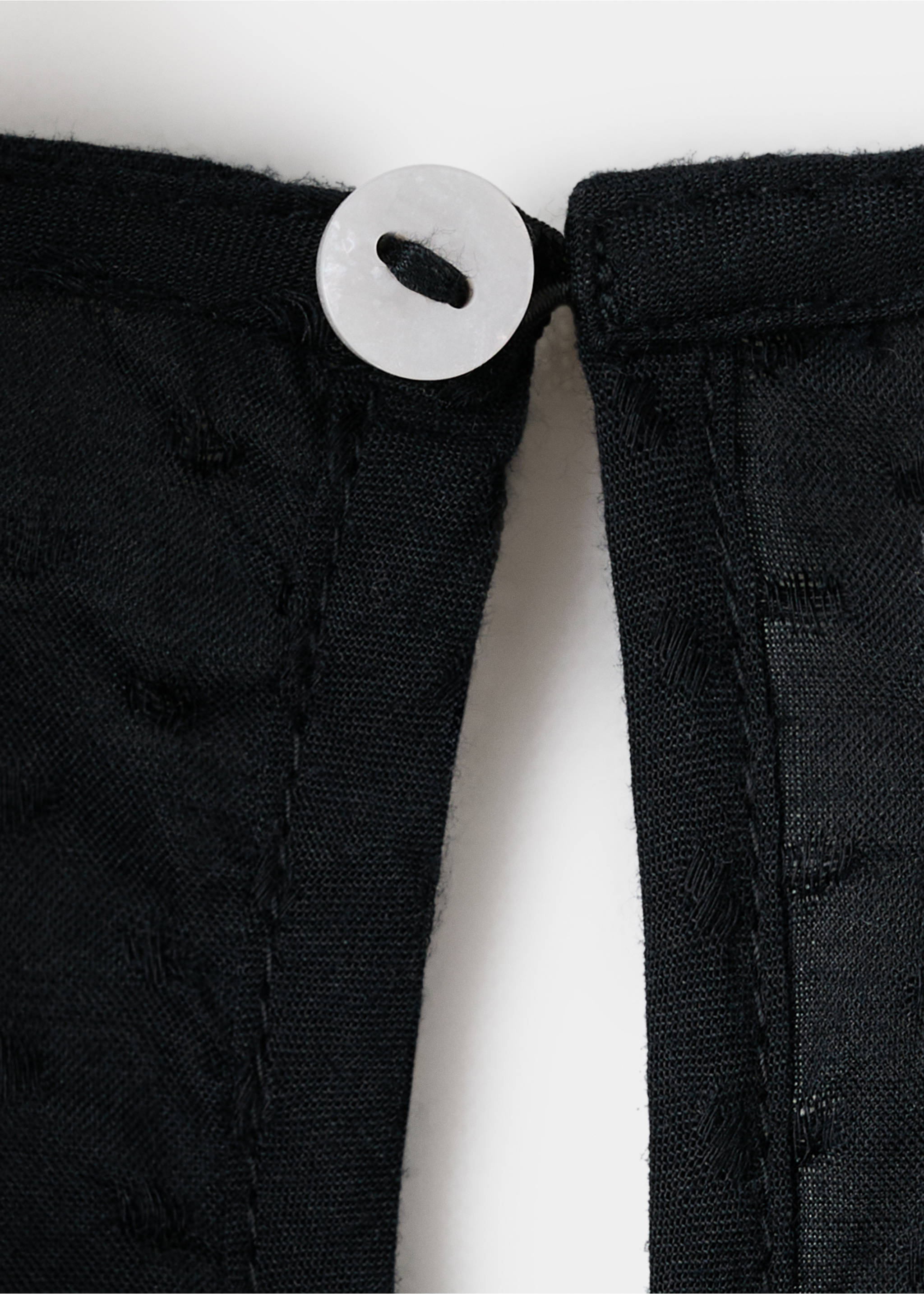 Blusa bordada volantes - Detalle del artículo 8, Negro. Ref: 17036334-00.