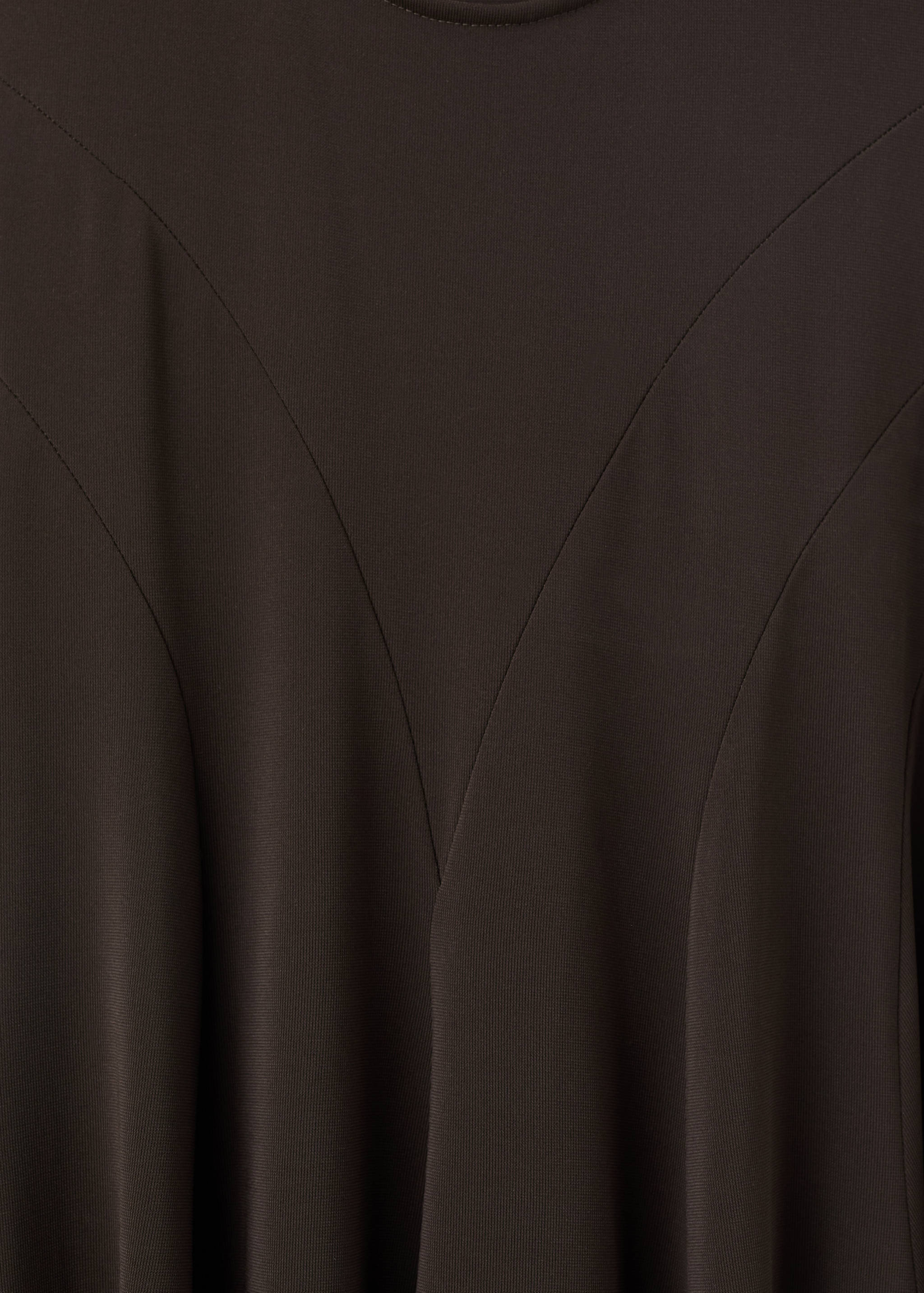 Robe godets ouverture au dos - Détail de l'article 8