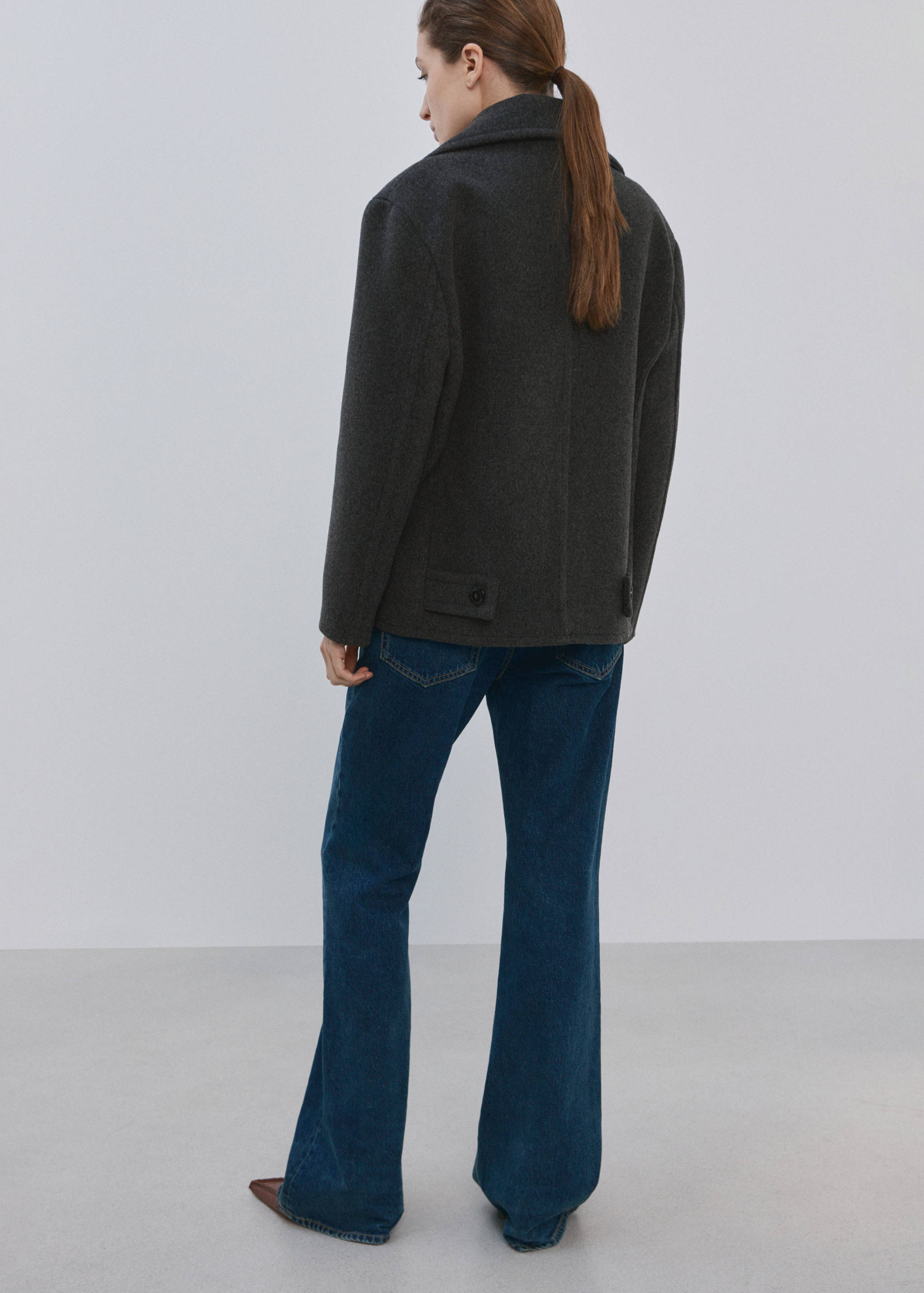 Kruvaze yün palto - Ürünün arkası