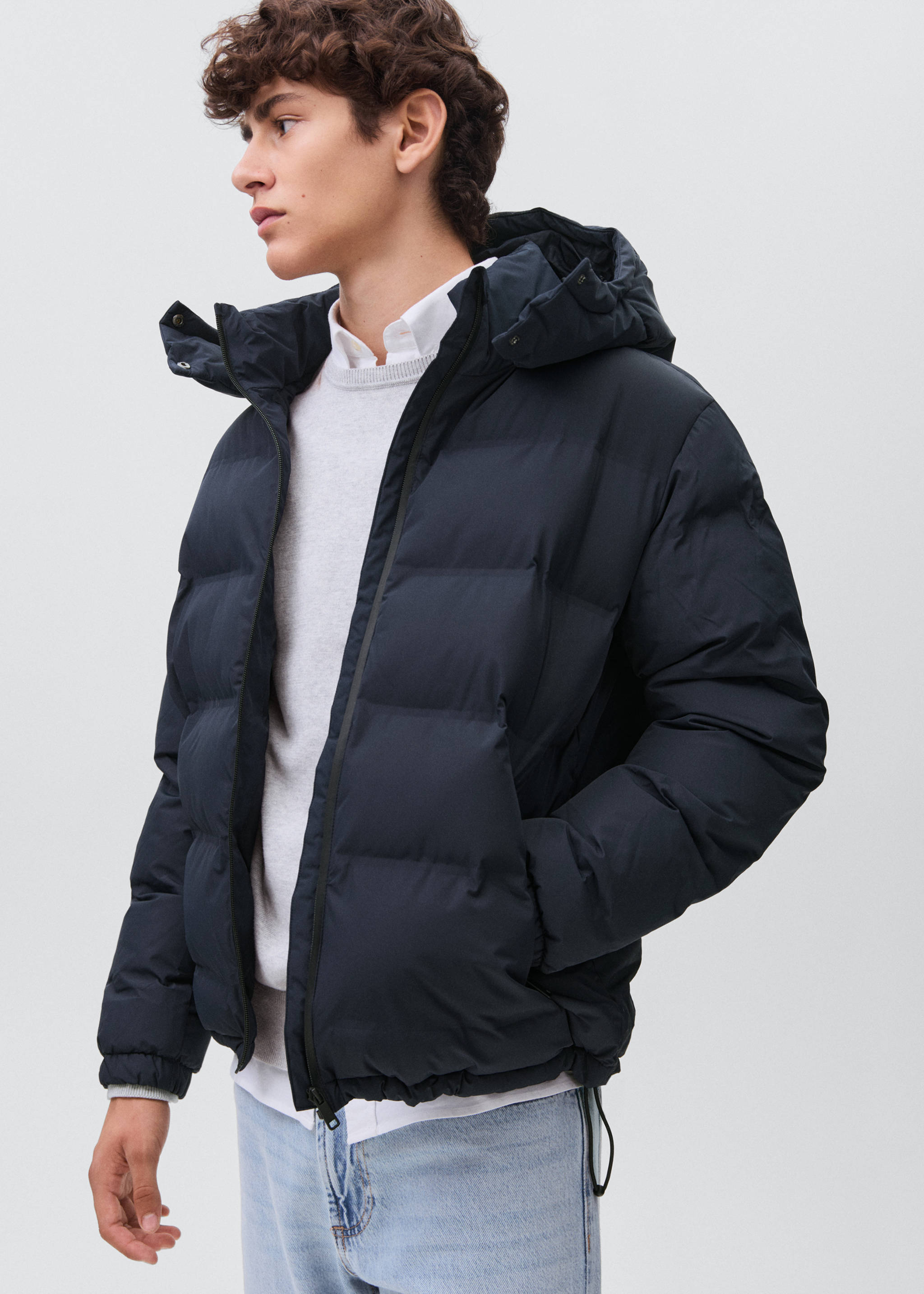 Anorak acolchado capucha - Plano medio