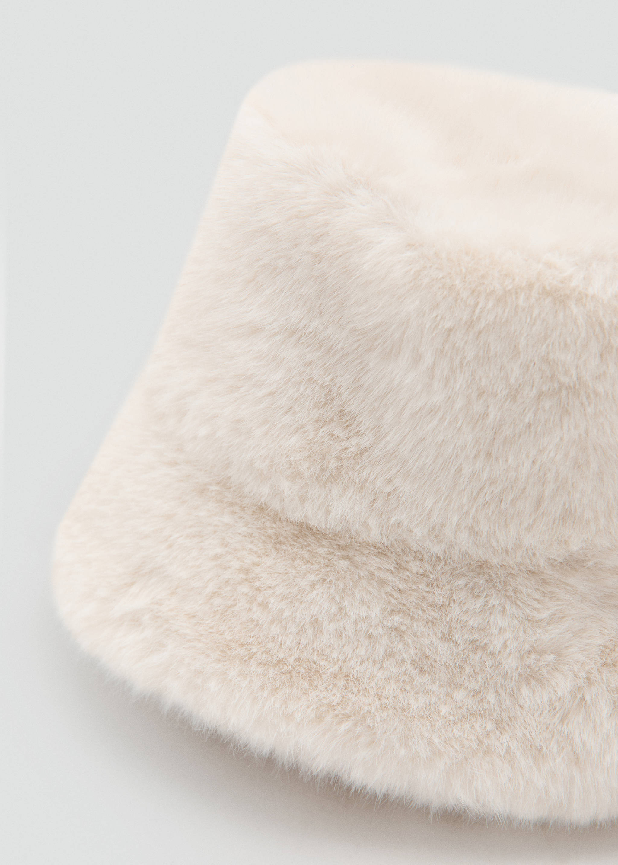 Fur-effect bucket hat - Medium plane