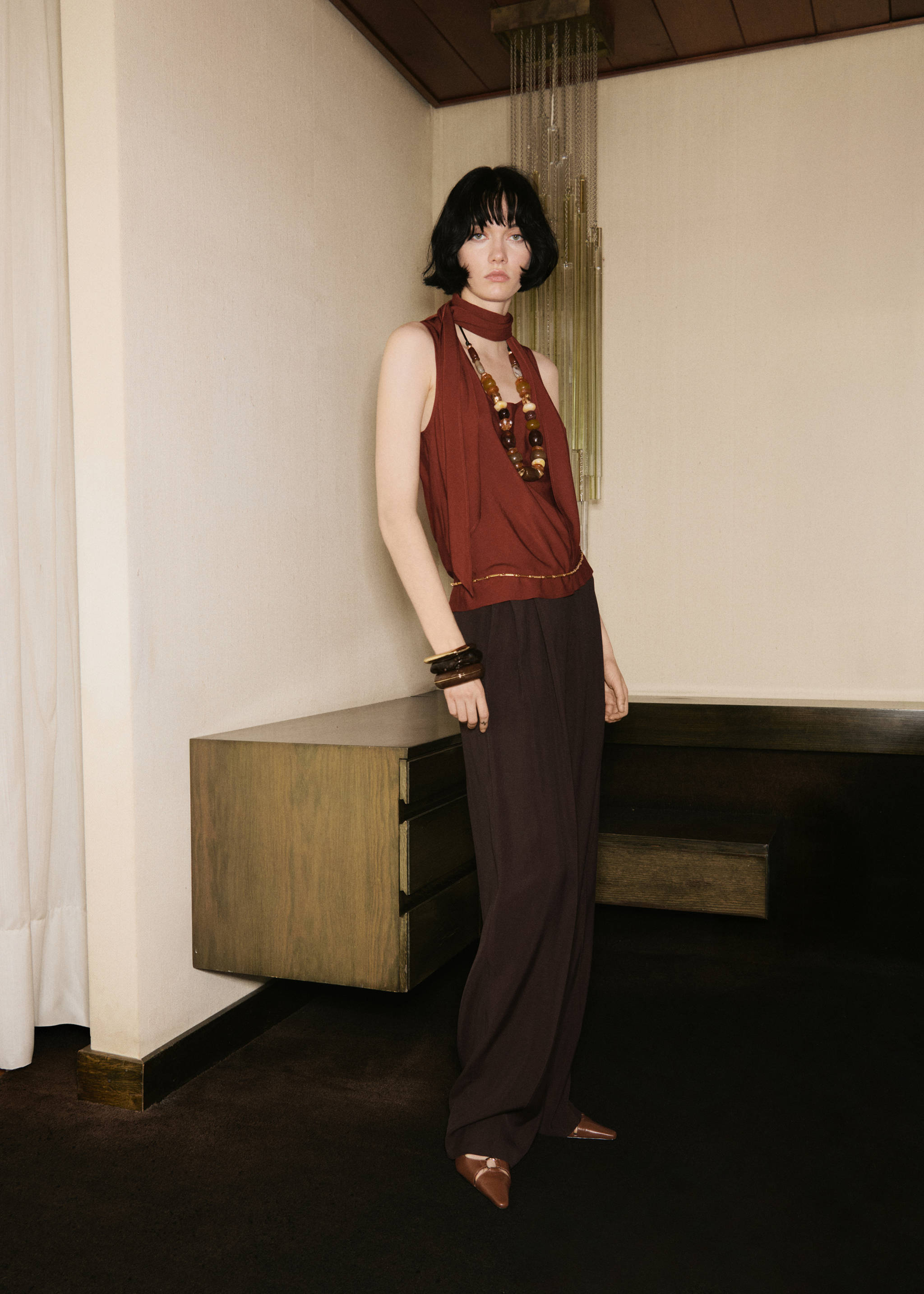 Blouse with foulard neckline - General plane