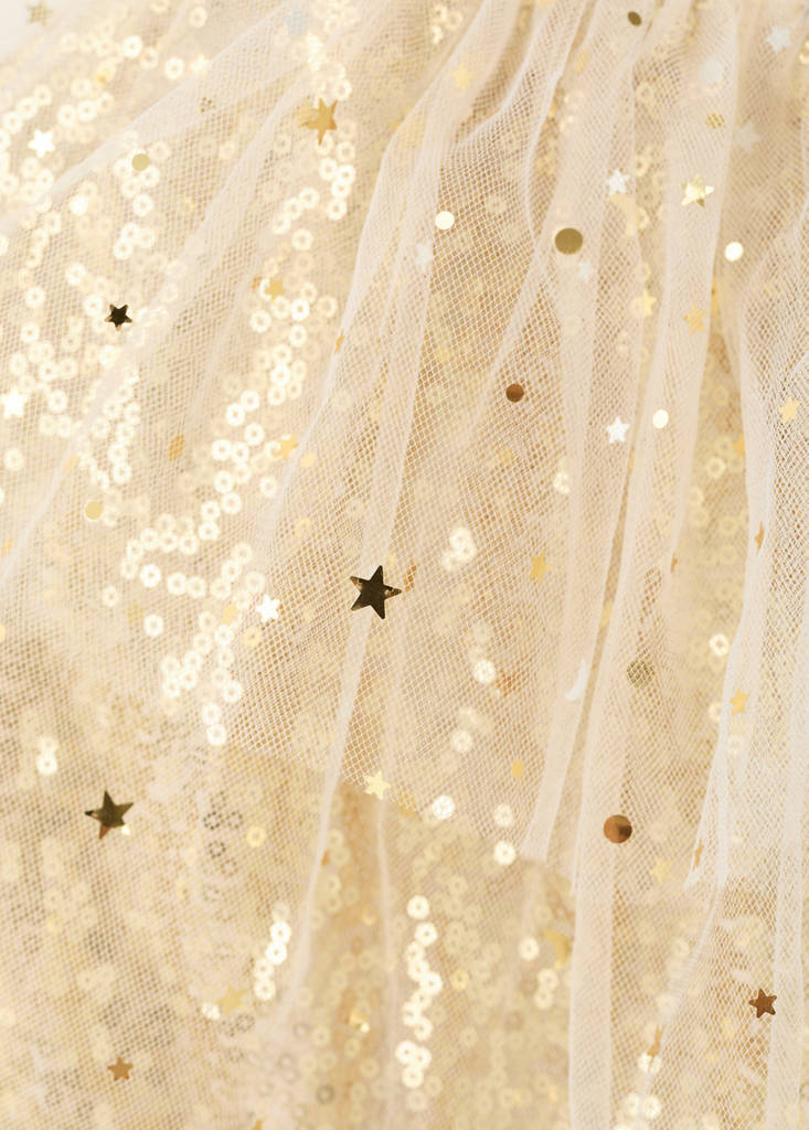 Sequin costume cape — Gold