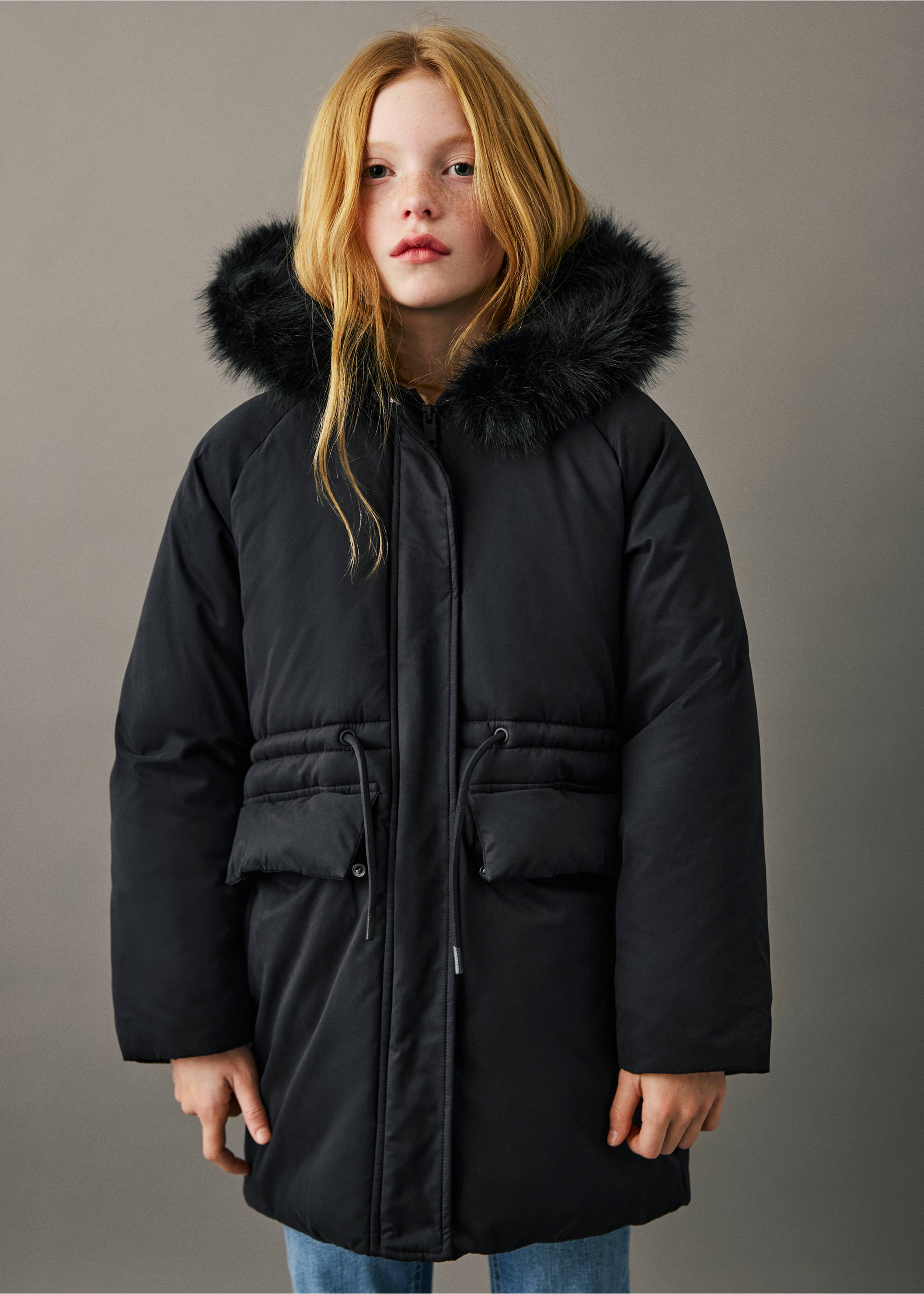 Anorak with shearling-effect hood - General plane, Black. Ref: 17037761-00.