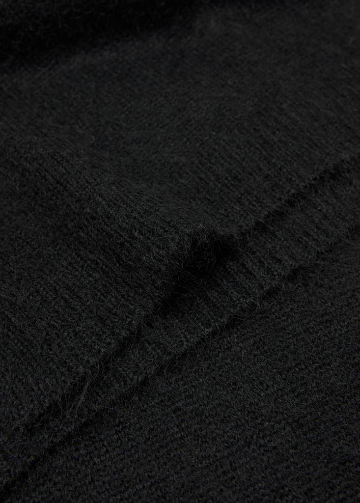 Plain knitted scarf — Black