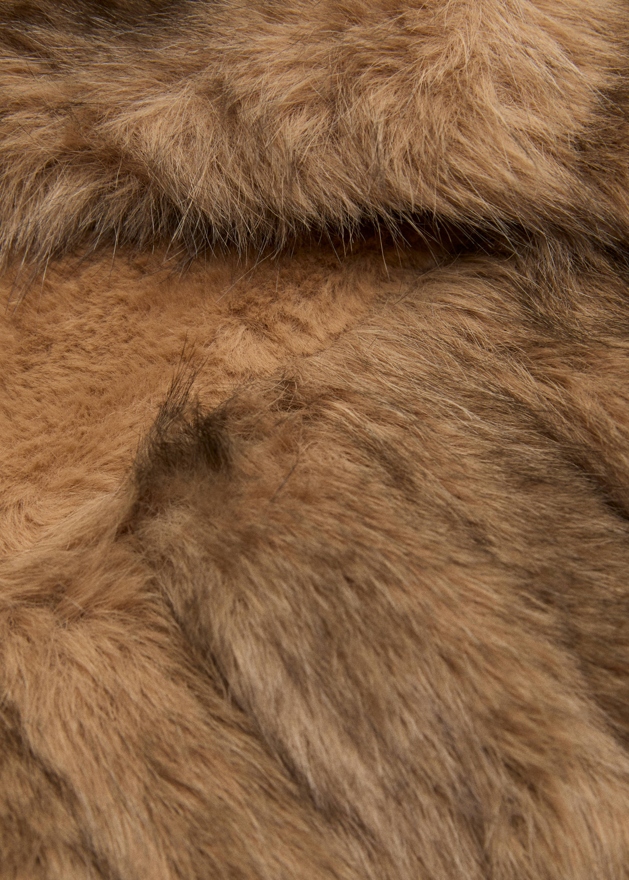 Long faux-fur scarf - Details of the article 1