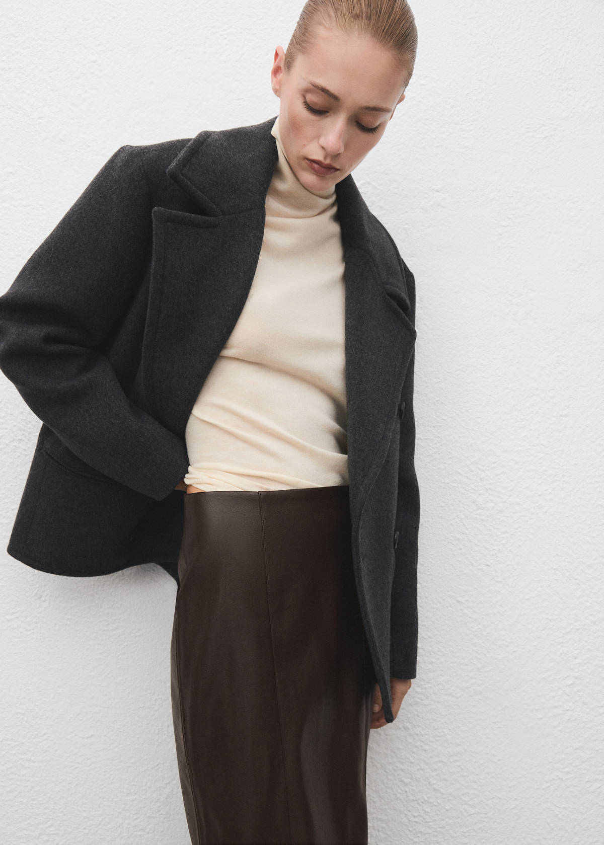 Faux-leather pencil skirt — Chocolate