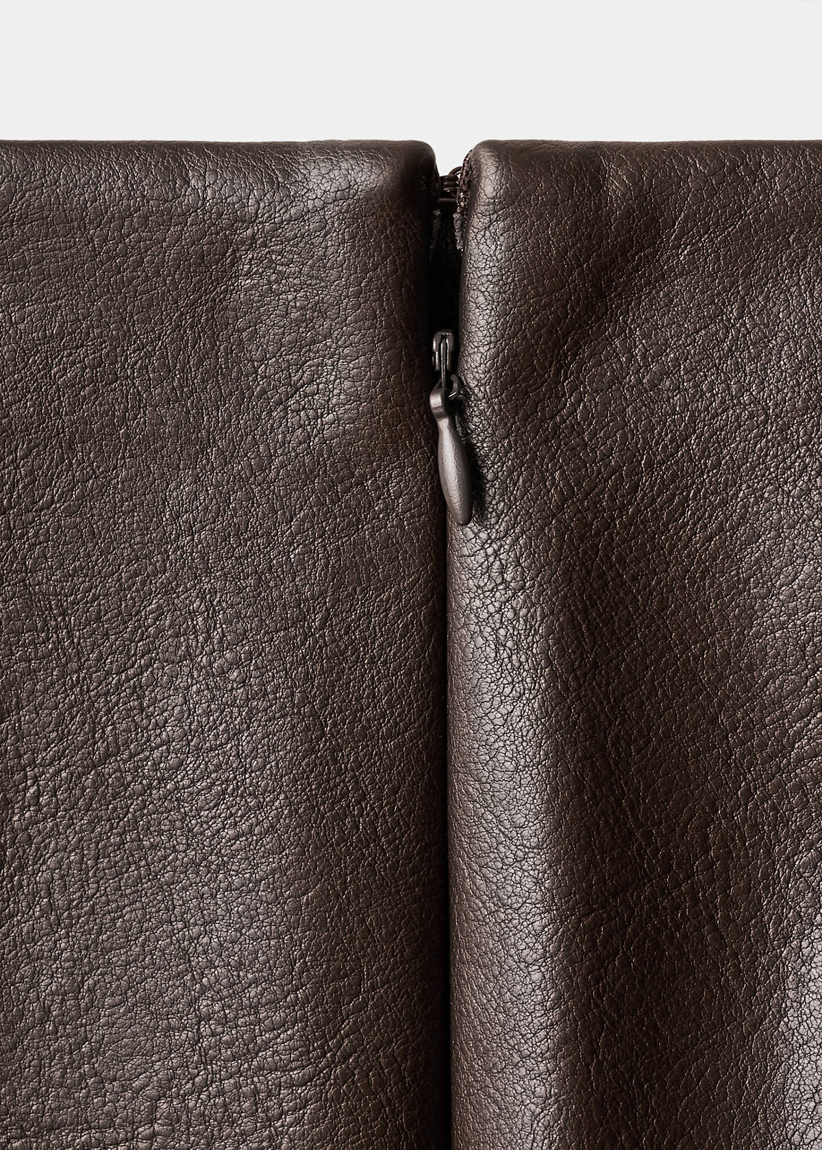 Faux-leather pencil skirt — Chocolate