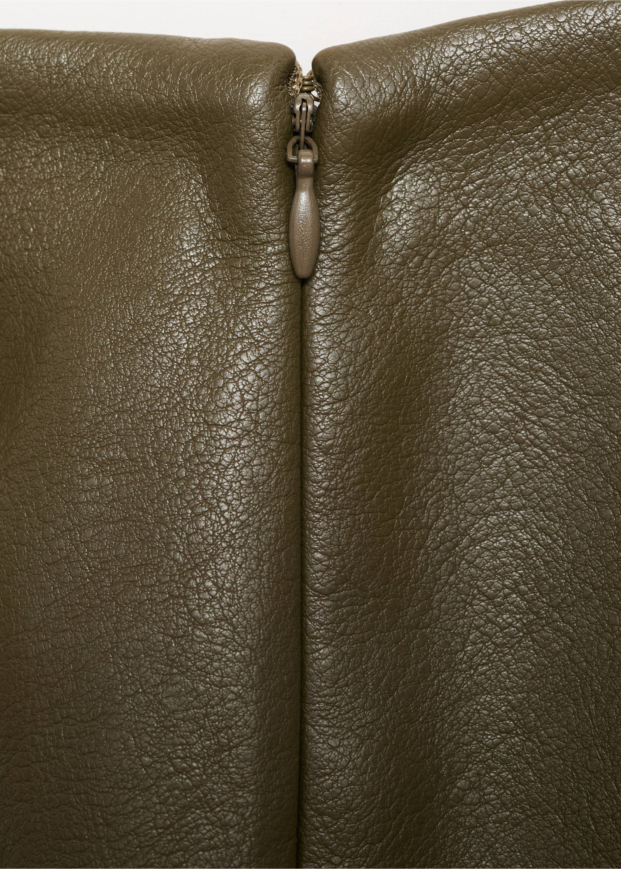 Jupe crayon simili-cuir - Détail de l'article 0, Kaki. Ref: 17037779-00.