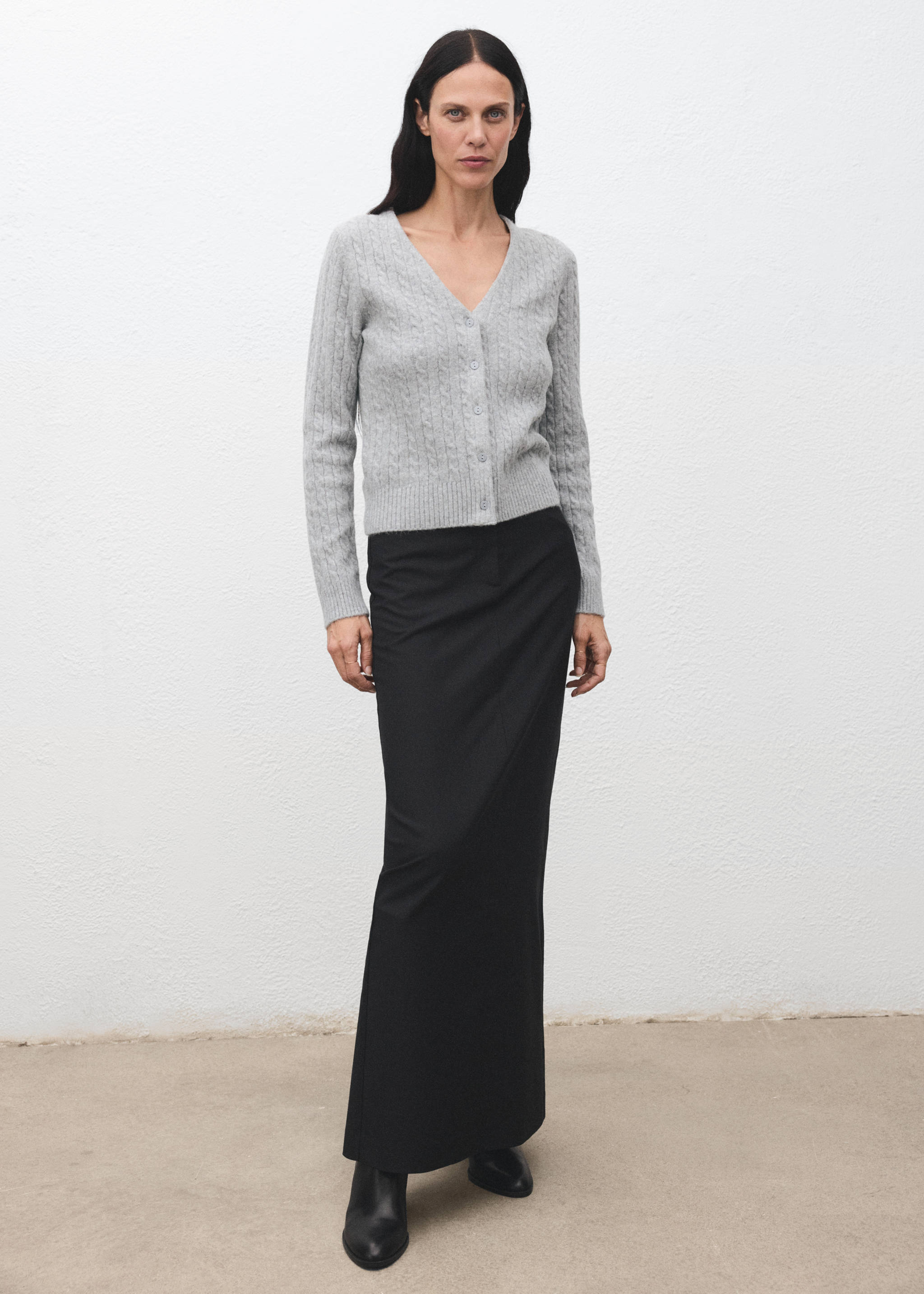 Cardigan tricotat - Plan general