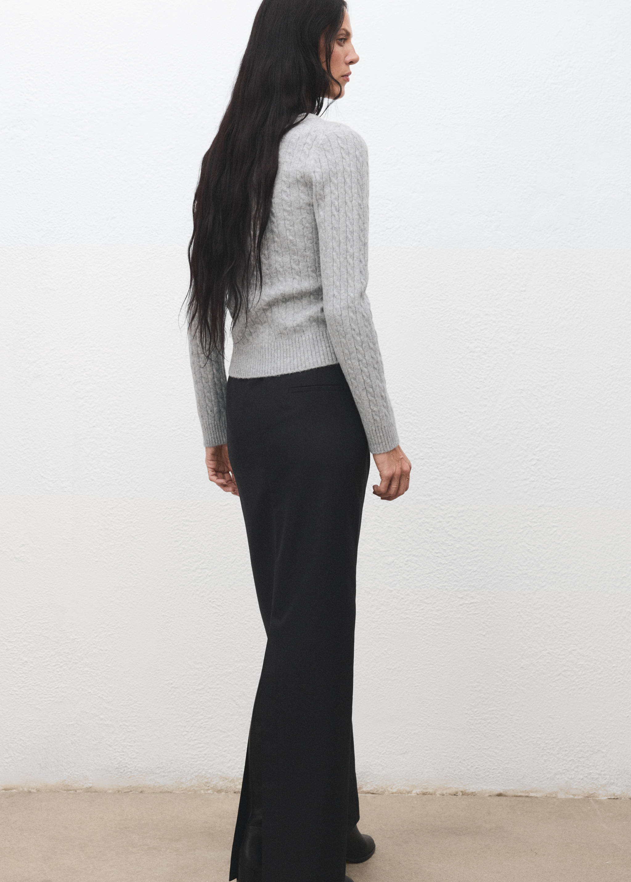 Cardigan tricotat - Spatele articolului