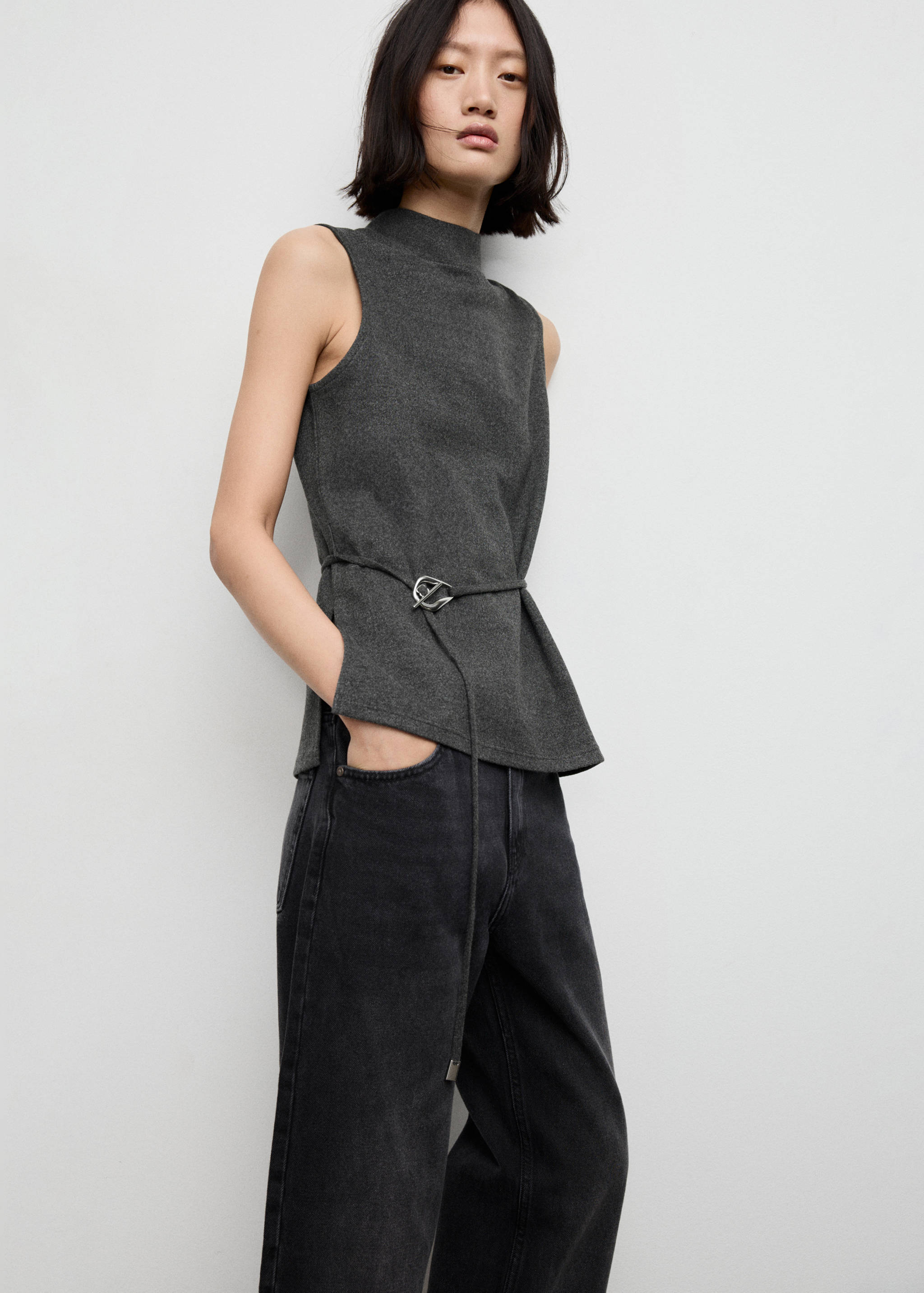 Turtleneck top with belt - Medium plane
