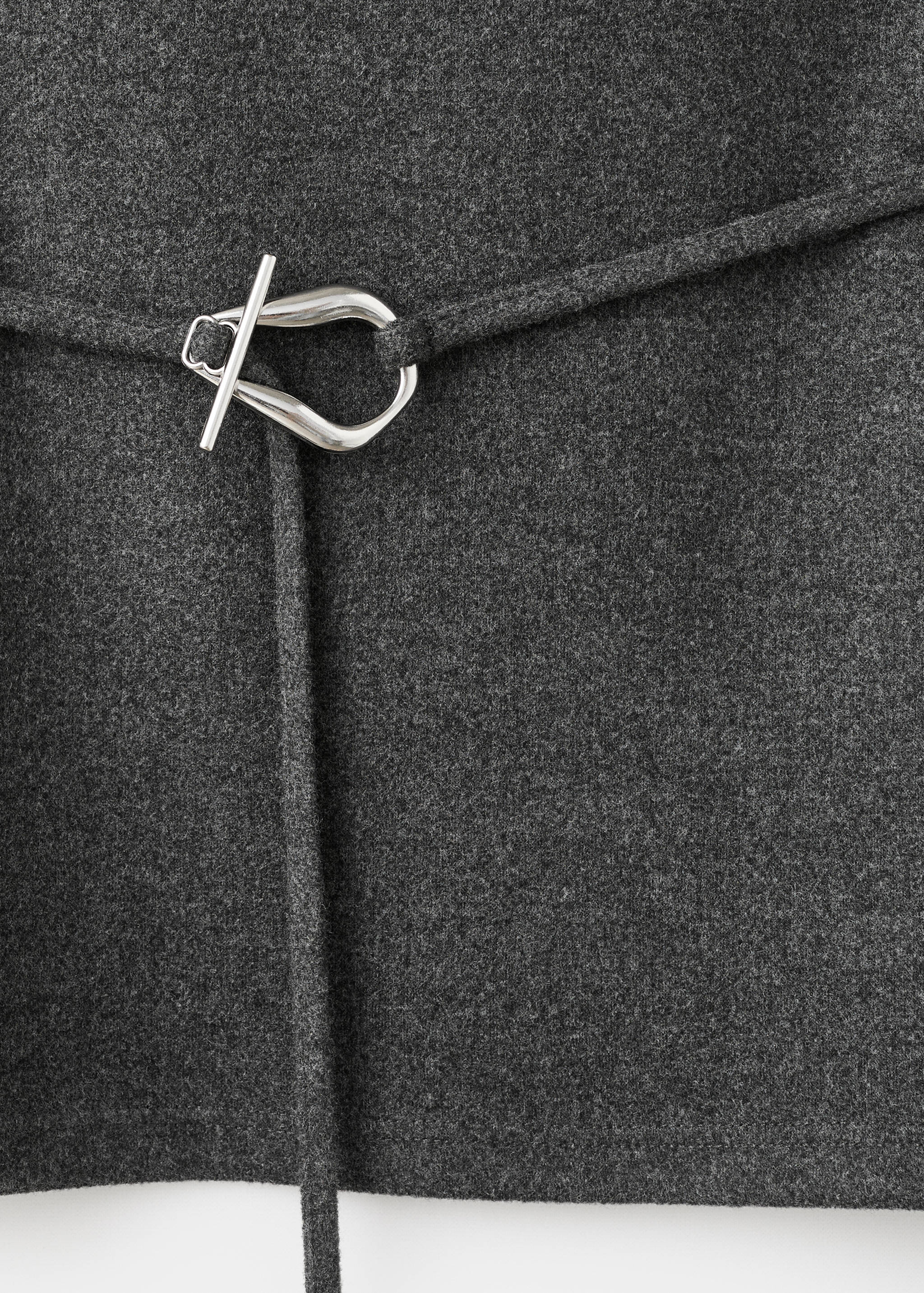 Turtleneck top with belt - Details of the article 8