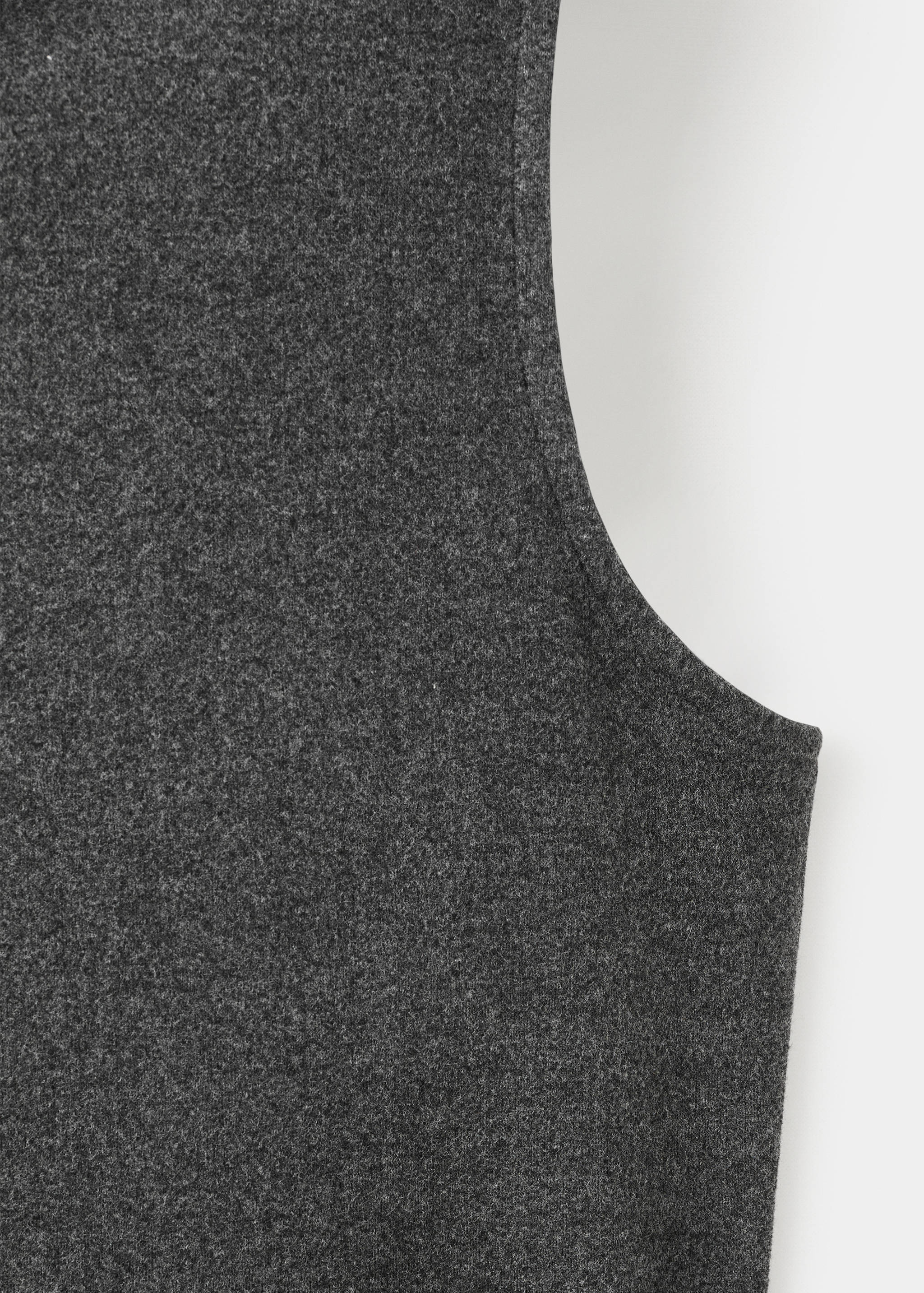 Turtleneck top with belt - Details of the article 0