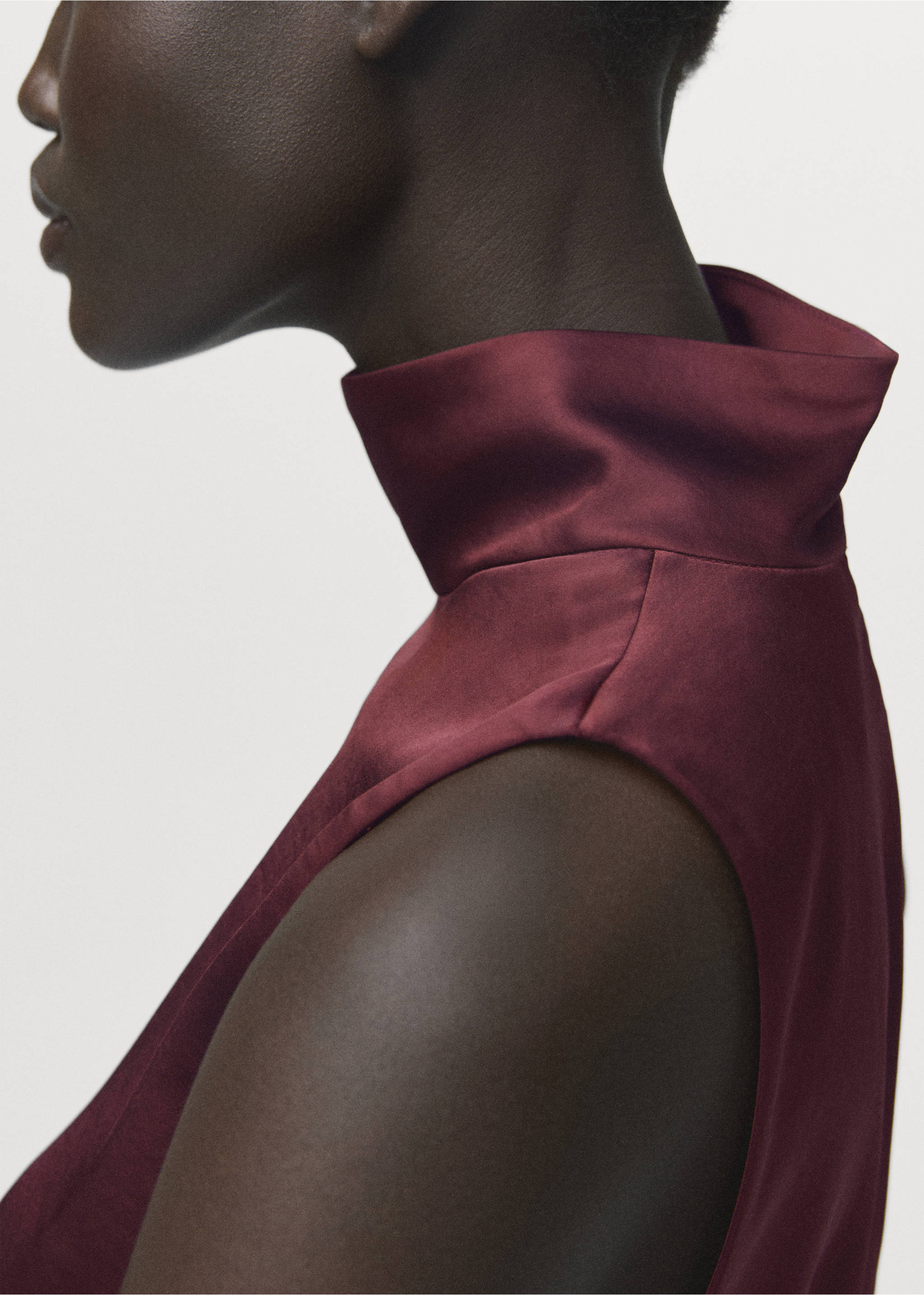 High collar satin blouse - Details of the article 3, Wine. Ref: 17037804-00.