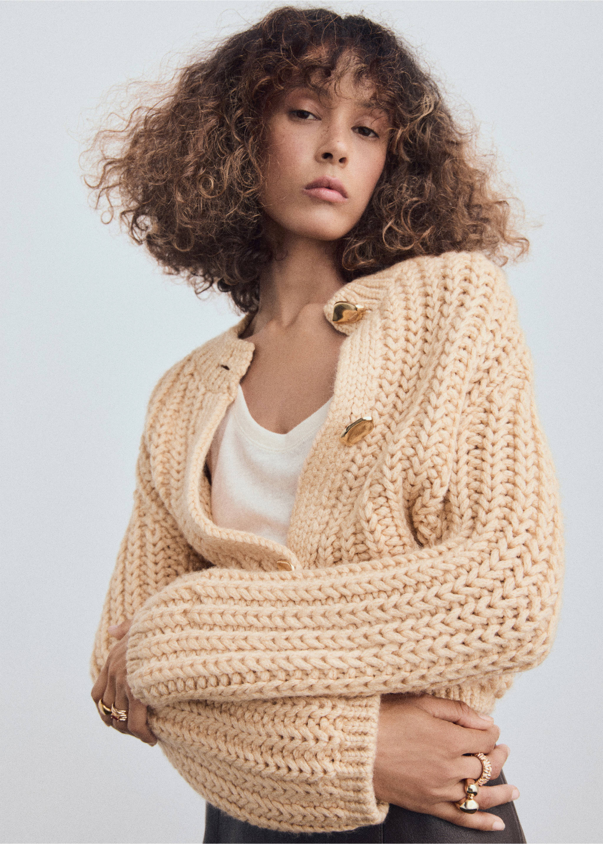 Chunky-knit cardigan with jewel buttons - Medium plane, Beige. Ref: 17037814-00.