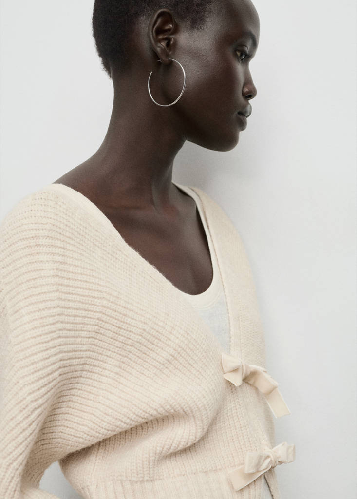 V-neck cardigan with bows — Beige