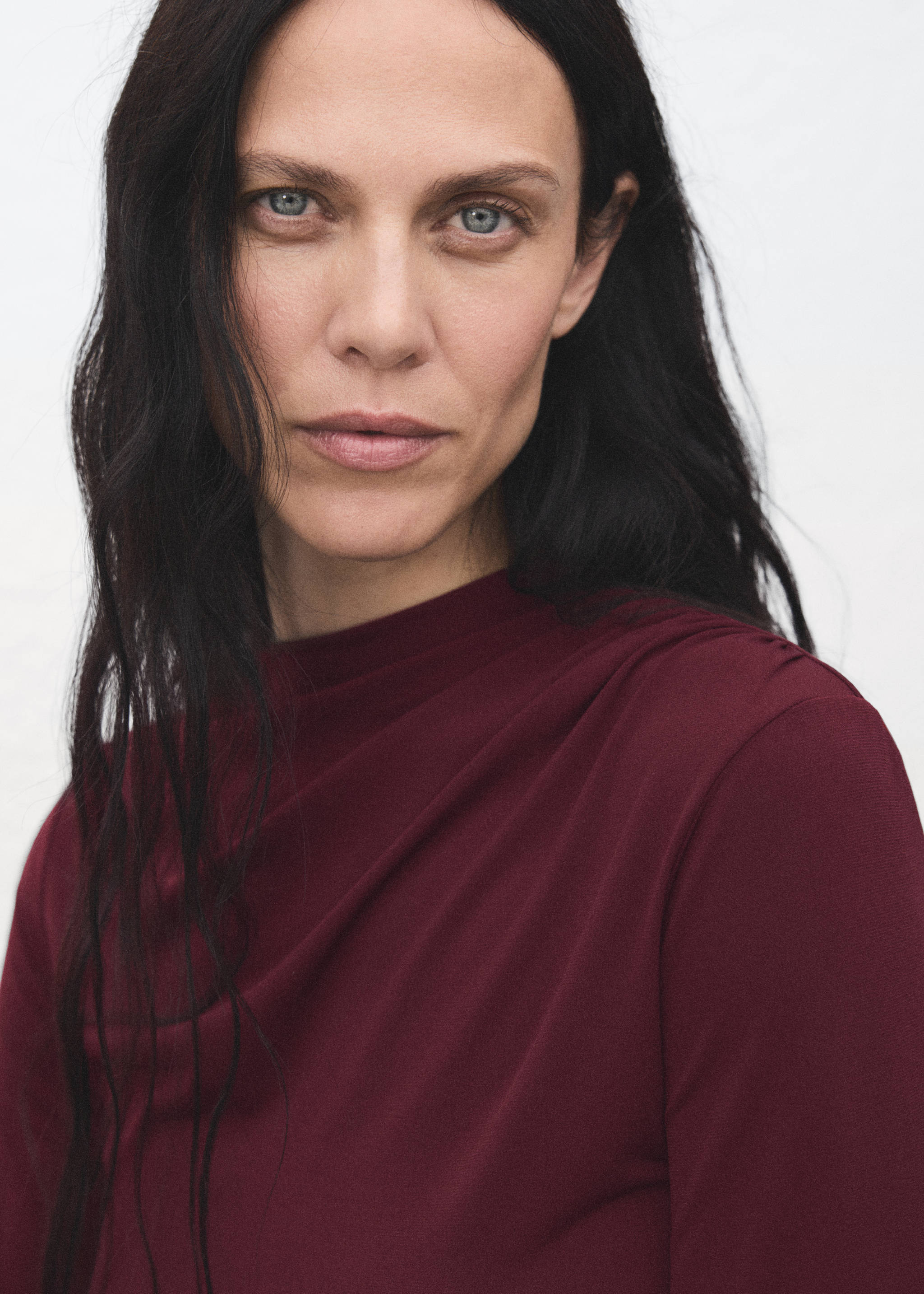 Draped fitted t-shirt - Details of the article 1