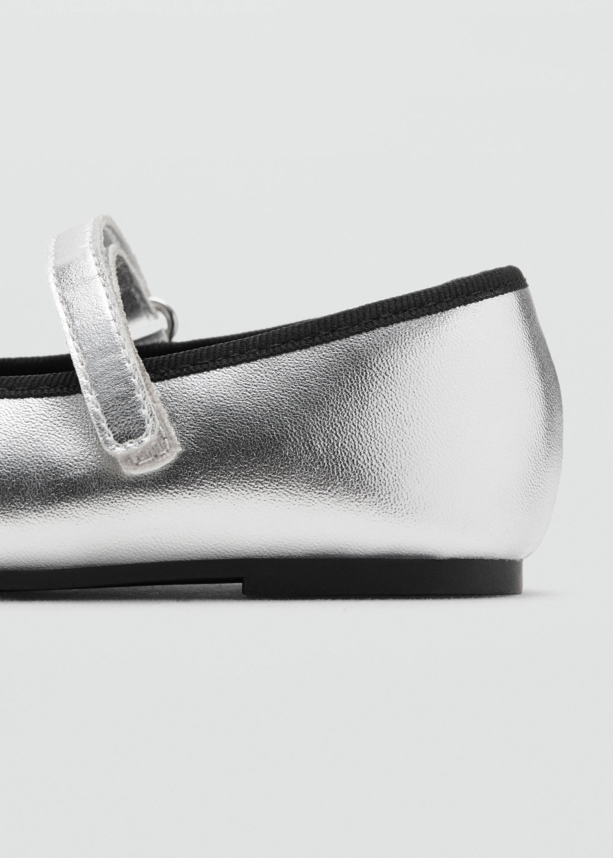 Metallic ballerina bow - Details of the article 1