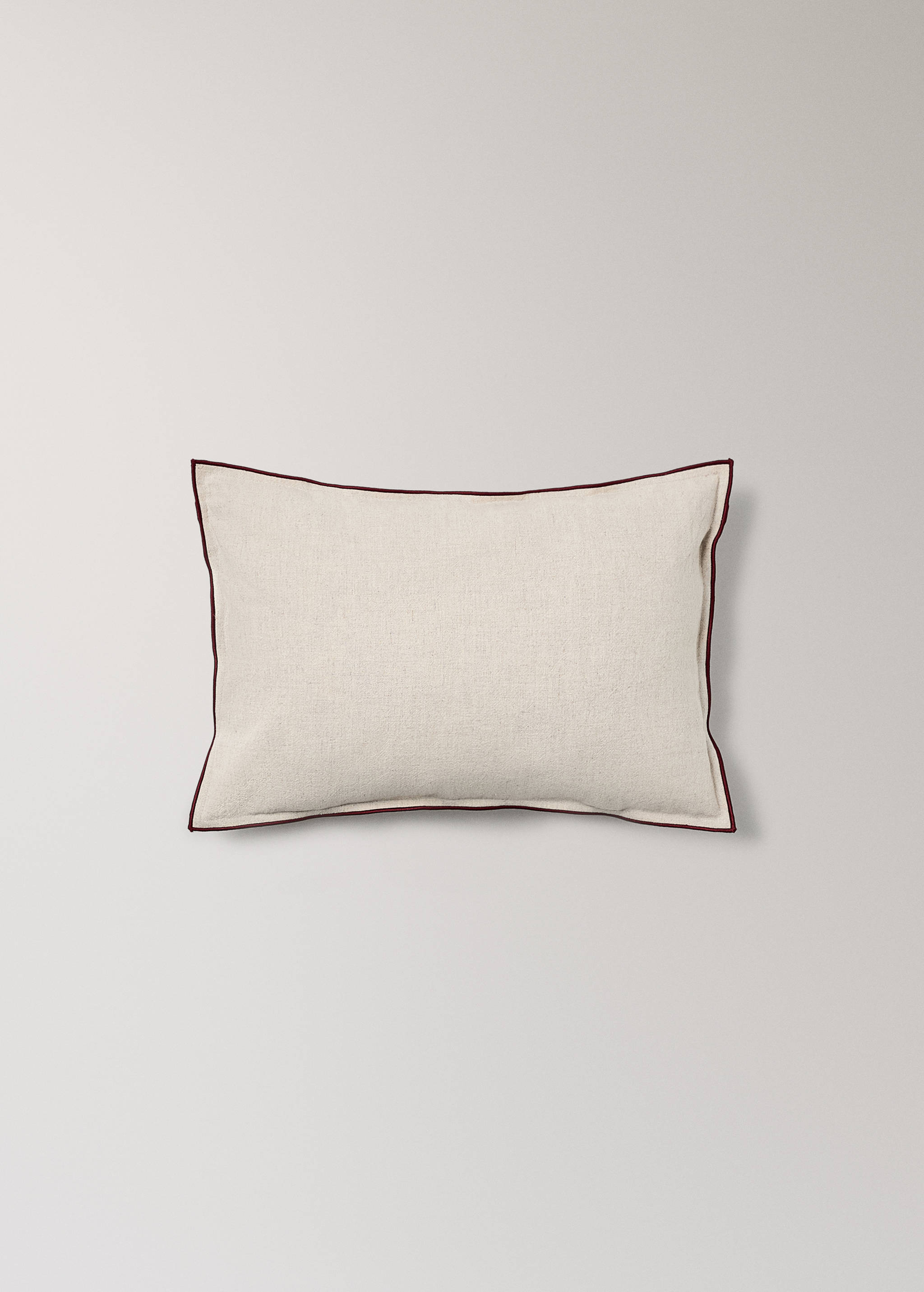 Children's cushion cover with overlock detail 30x40 cm - Article without model