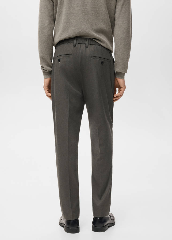 Regular fit cord pleated trousers — Medium Brown