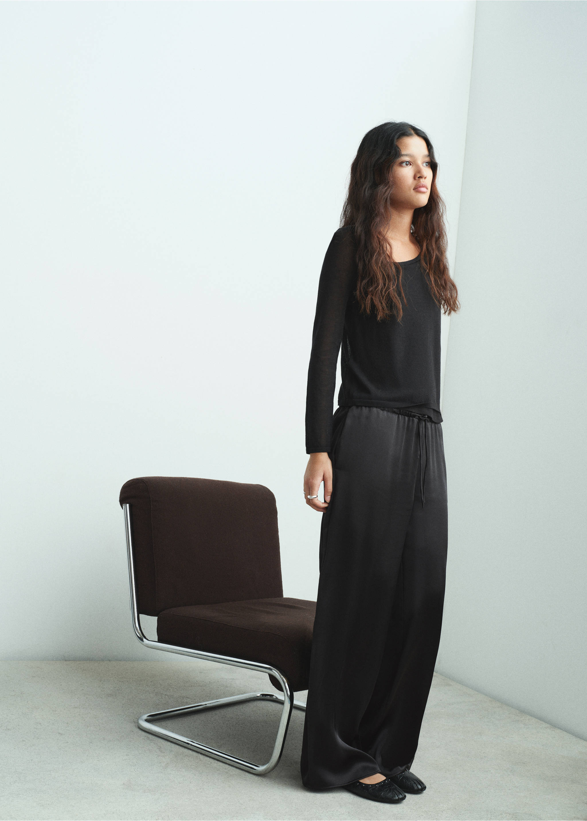 Flowy satin trousers - General plane, Black. Ref: 17038275-00.