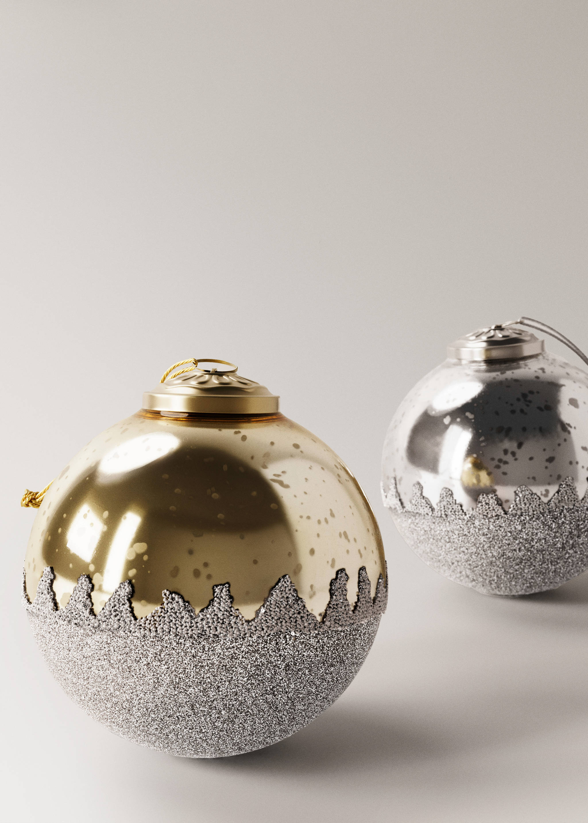 Julgransprydnader med snöflingsdetaljer - Detaljer om artikeln 4