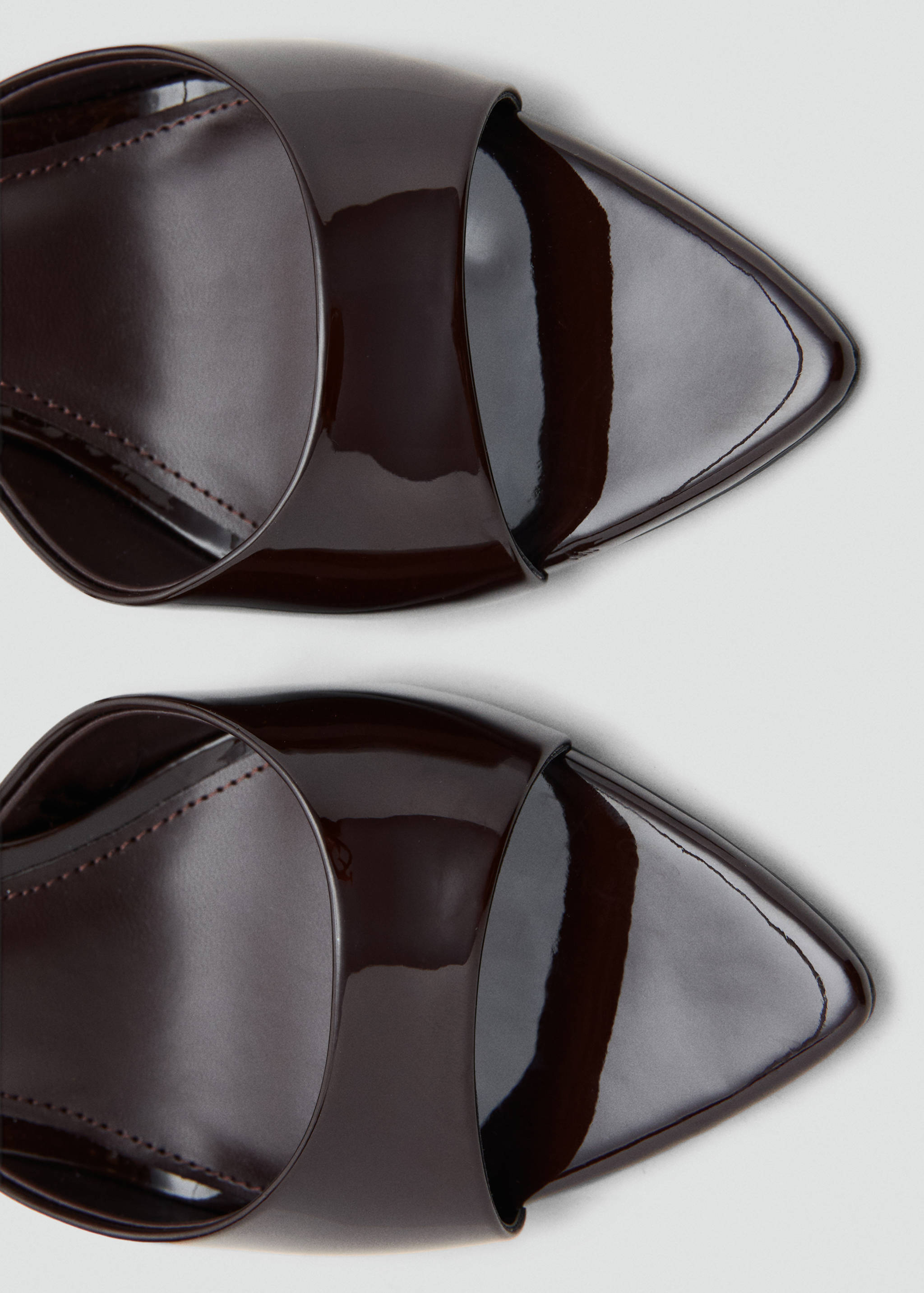 Patent leather high-heeled sandals - Details of the article 2