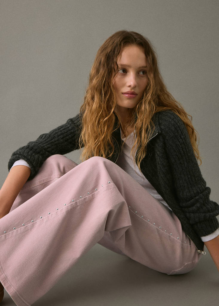 Low-waist jeans with buttons — Pastel Pink