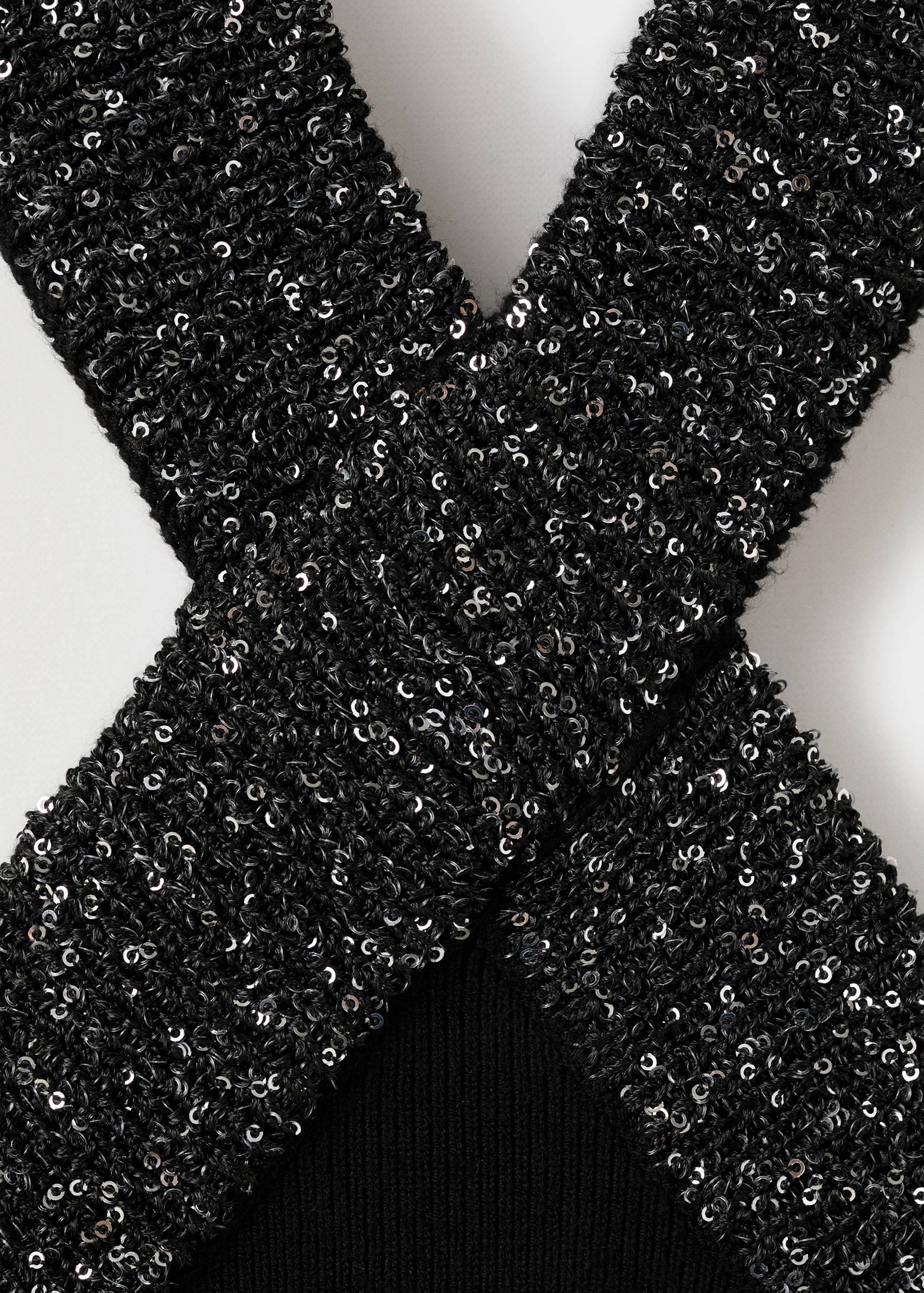 Halter-neck glitter top - Details of the article 8
