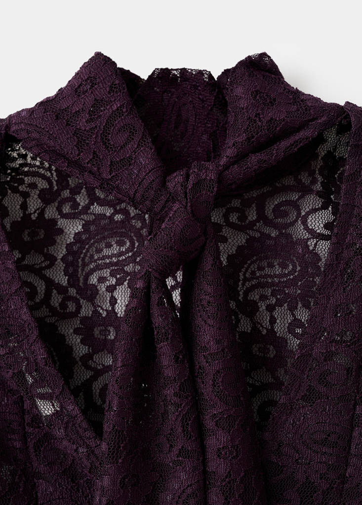 Lace shirt with scarf — Wine