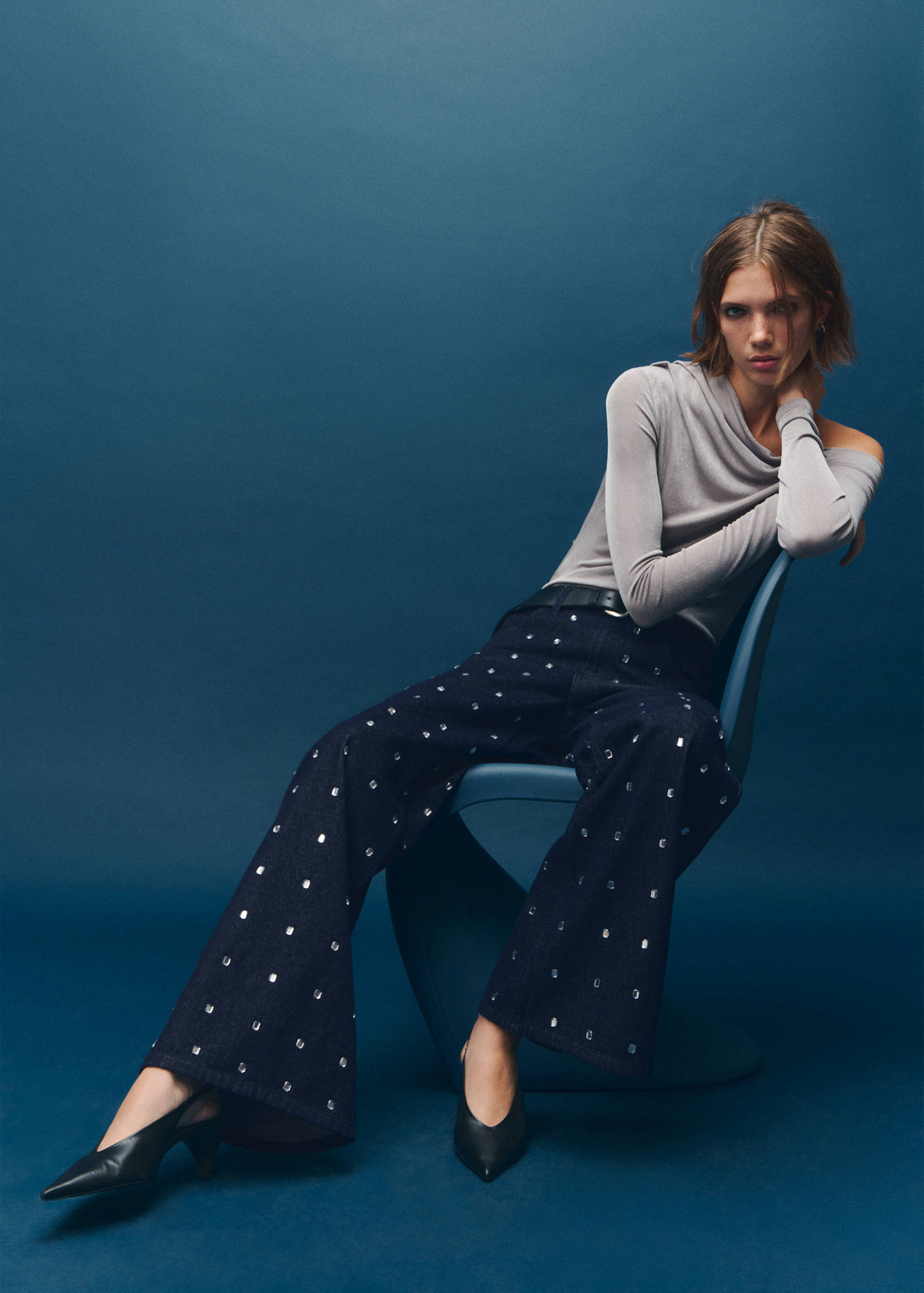 Wide leg jeans with crystals - Details of the article 2