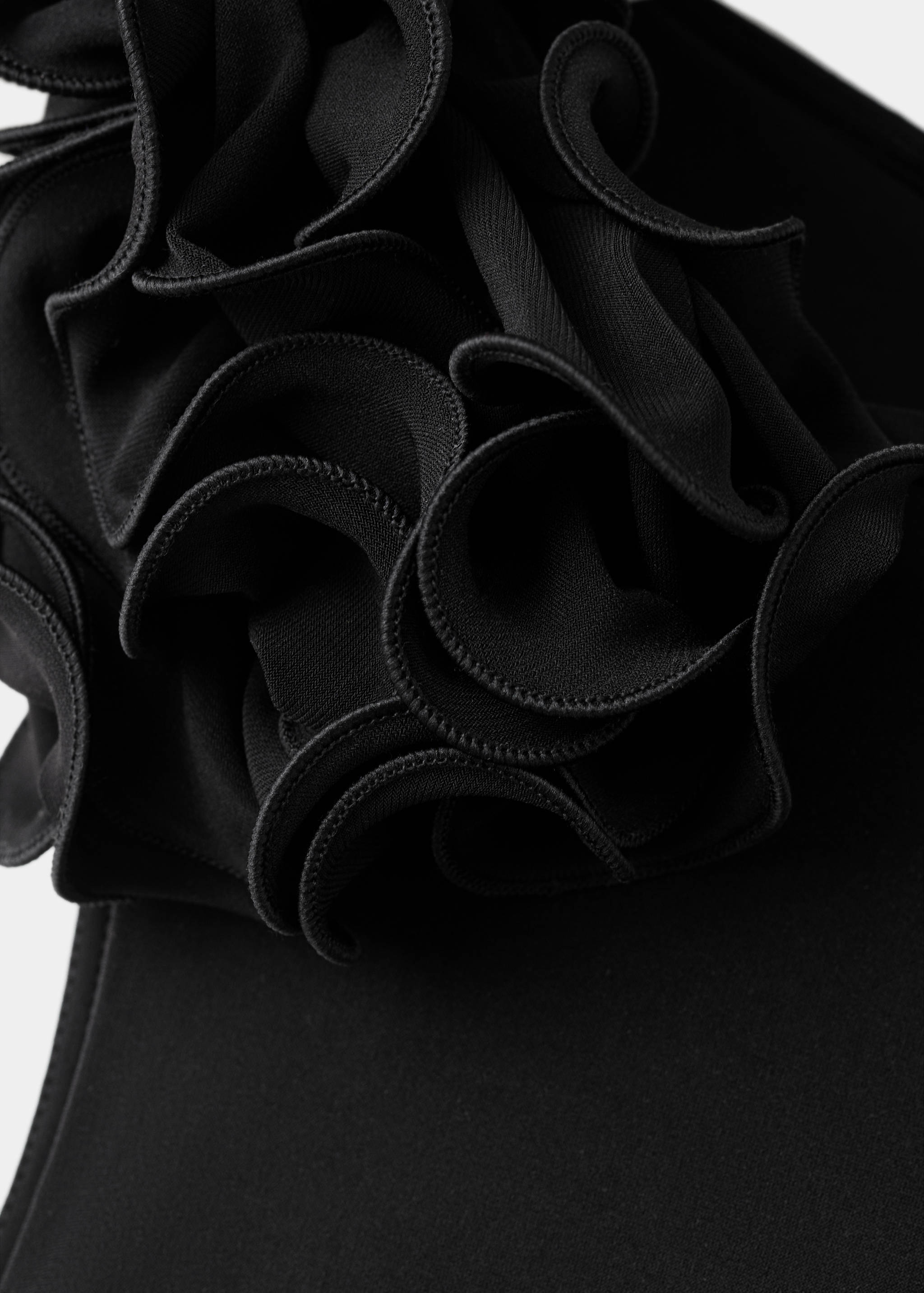 Fine-knit dress with frill embellishments - Details of the article 8