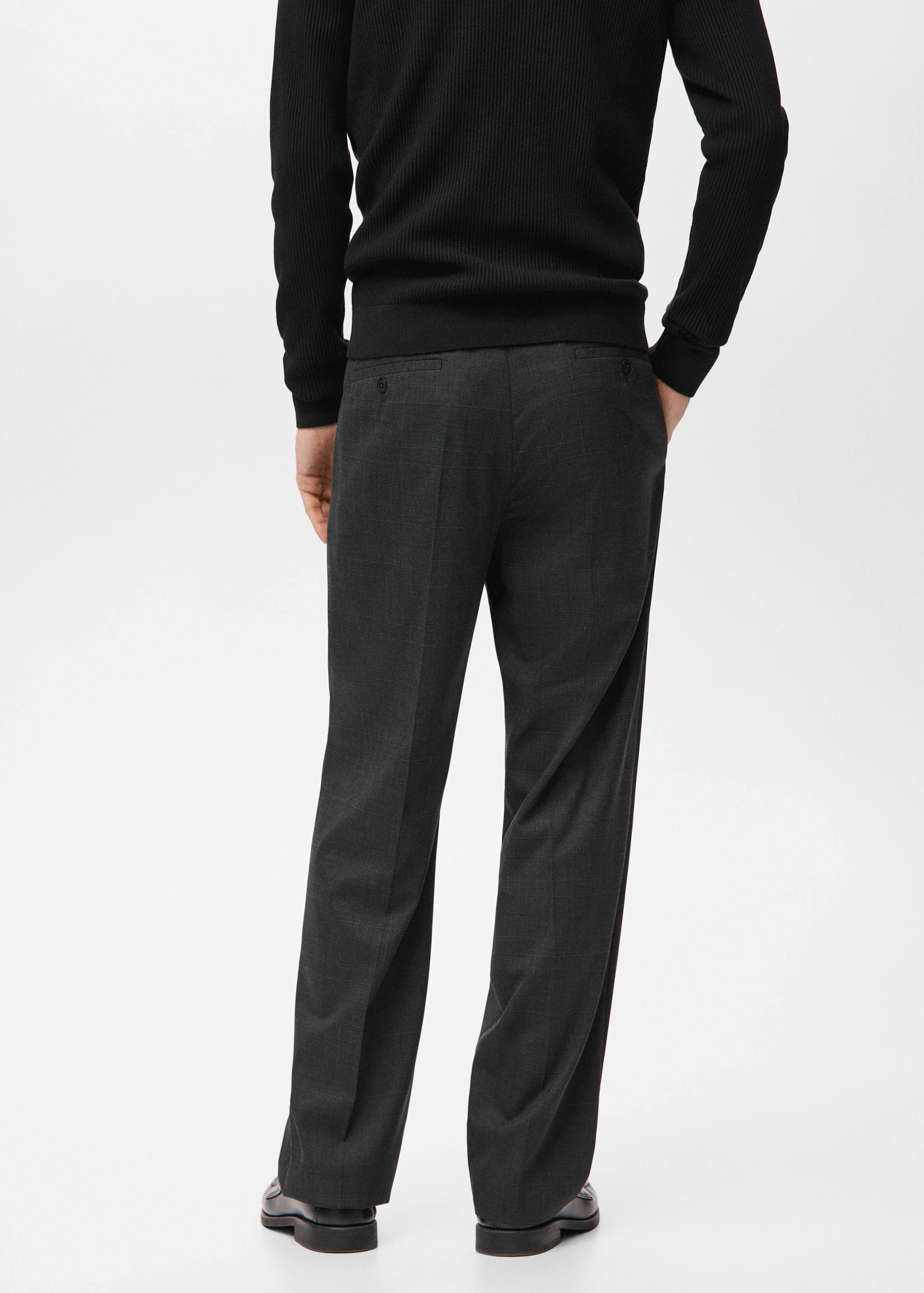 Relaxed-fit pleated trousers - Reverse of the article