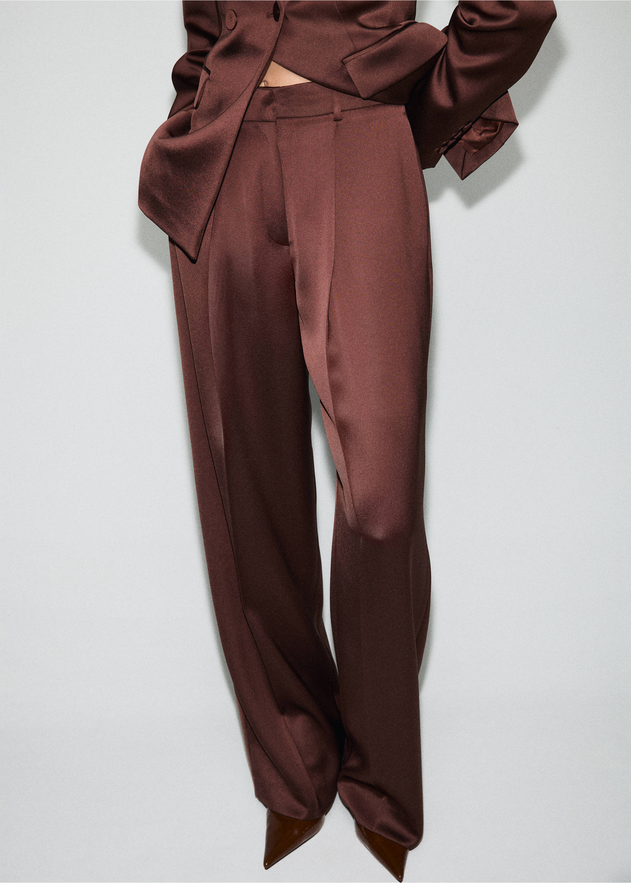 Satin suit trousers - Medium plane, Brown. Ref: 17039407-00.