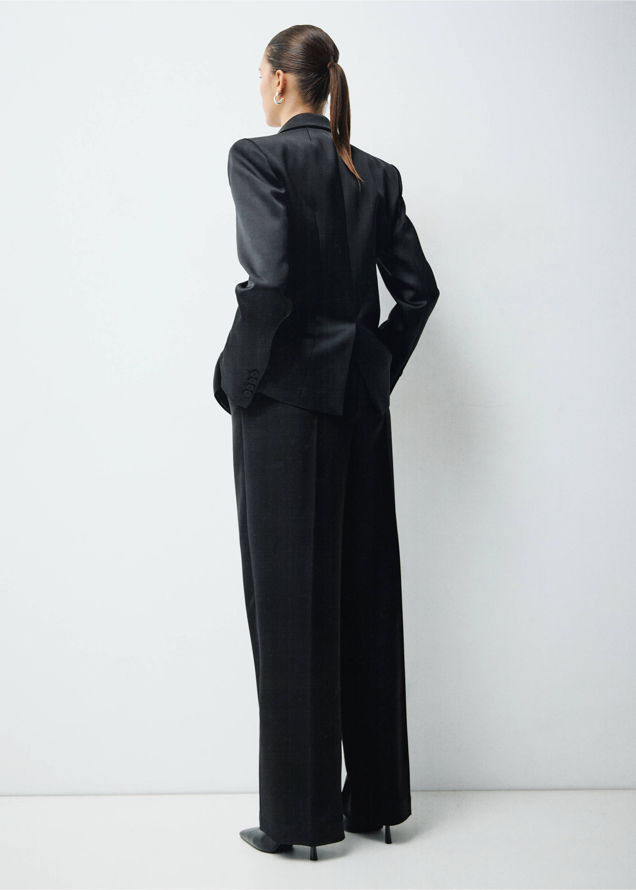 Satin suit trousers - Reverse of the article, Black. Ref: 17039407-00.