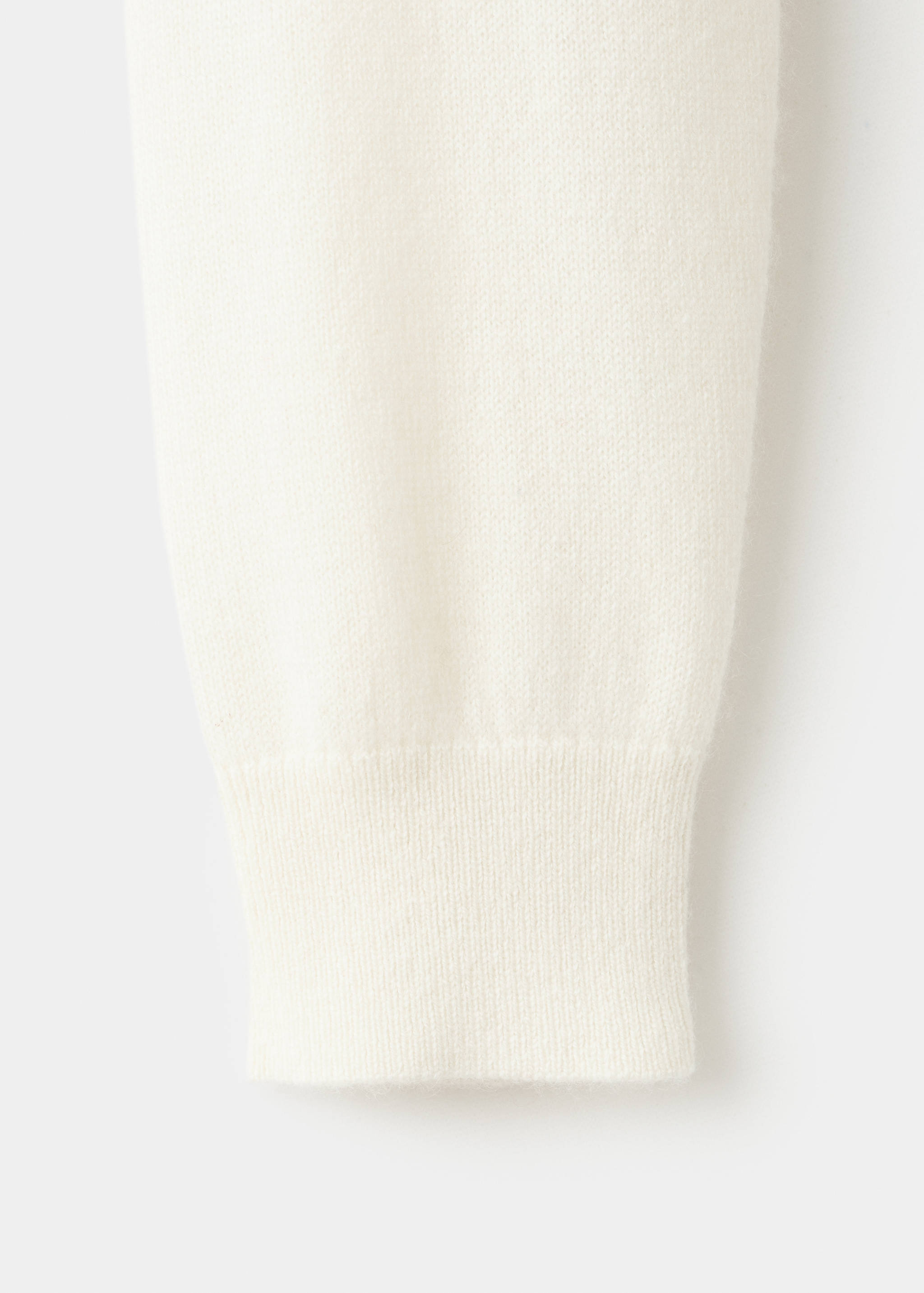 Pull-over 100 % cachemire col montant - Détail de l'article 0