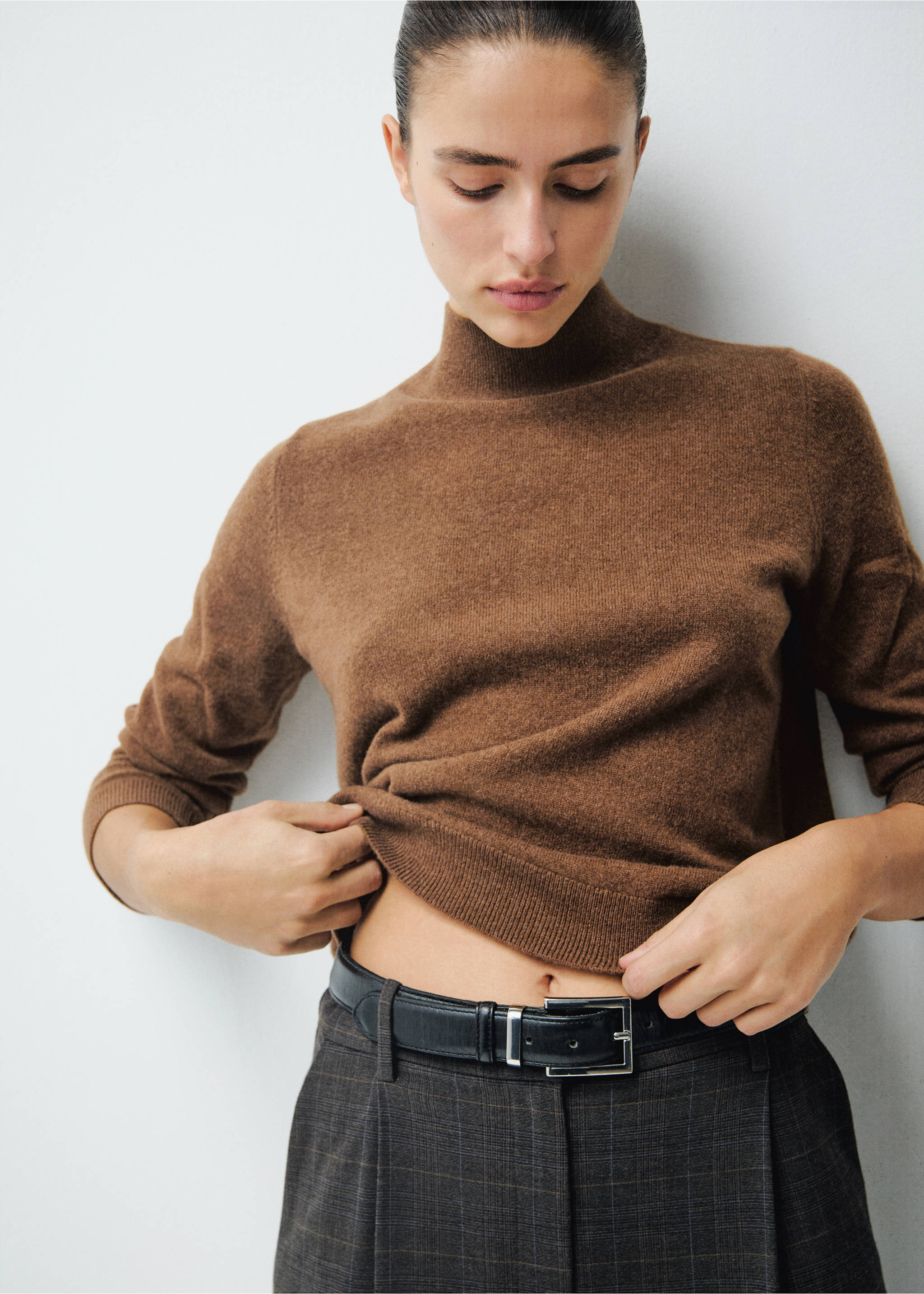 Pull-over 100 % cachemire col montant - Détail de l'article 1, Tabac. Ref: 17039606-00.