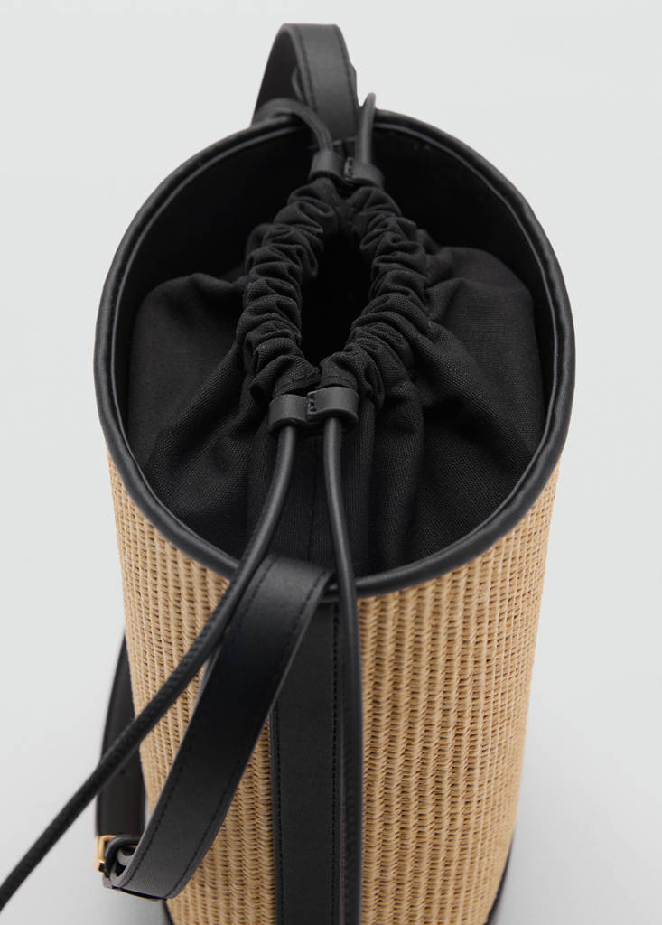 Medium raffia-effect bucket bag — Black