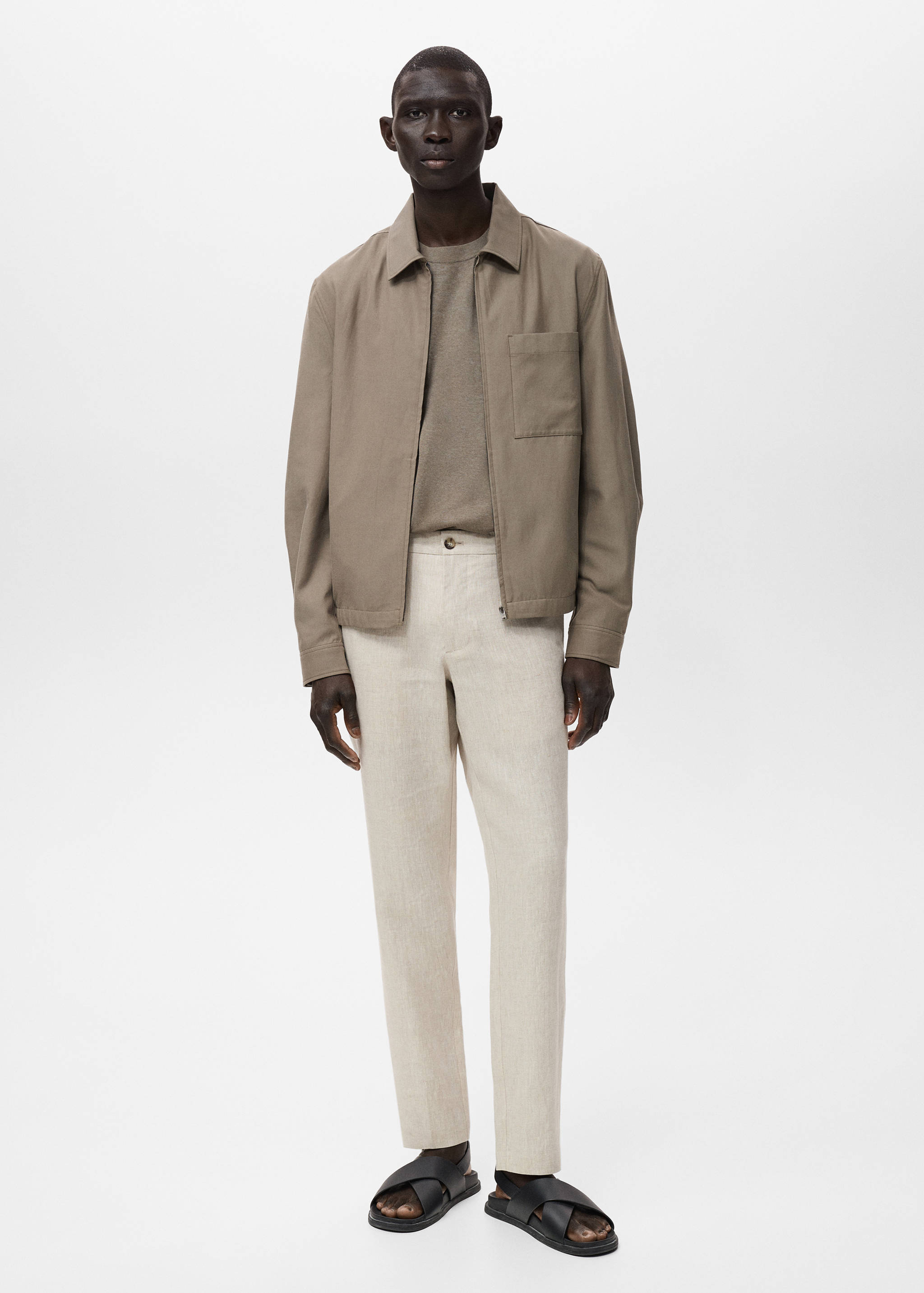 Calças de 100% linho slim fit - Plano geral