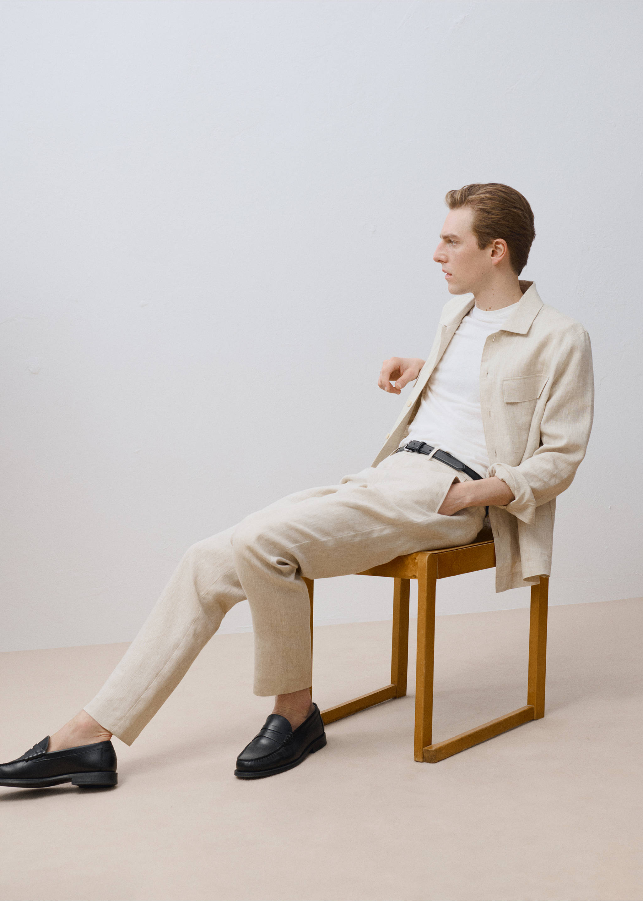Slim-fit 100% linen trousers - Details of the article 5, Ecru. Ref: 17041143-00.