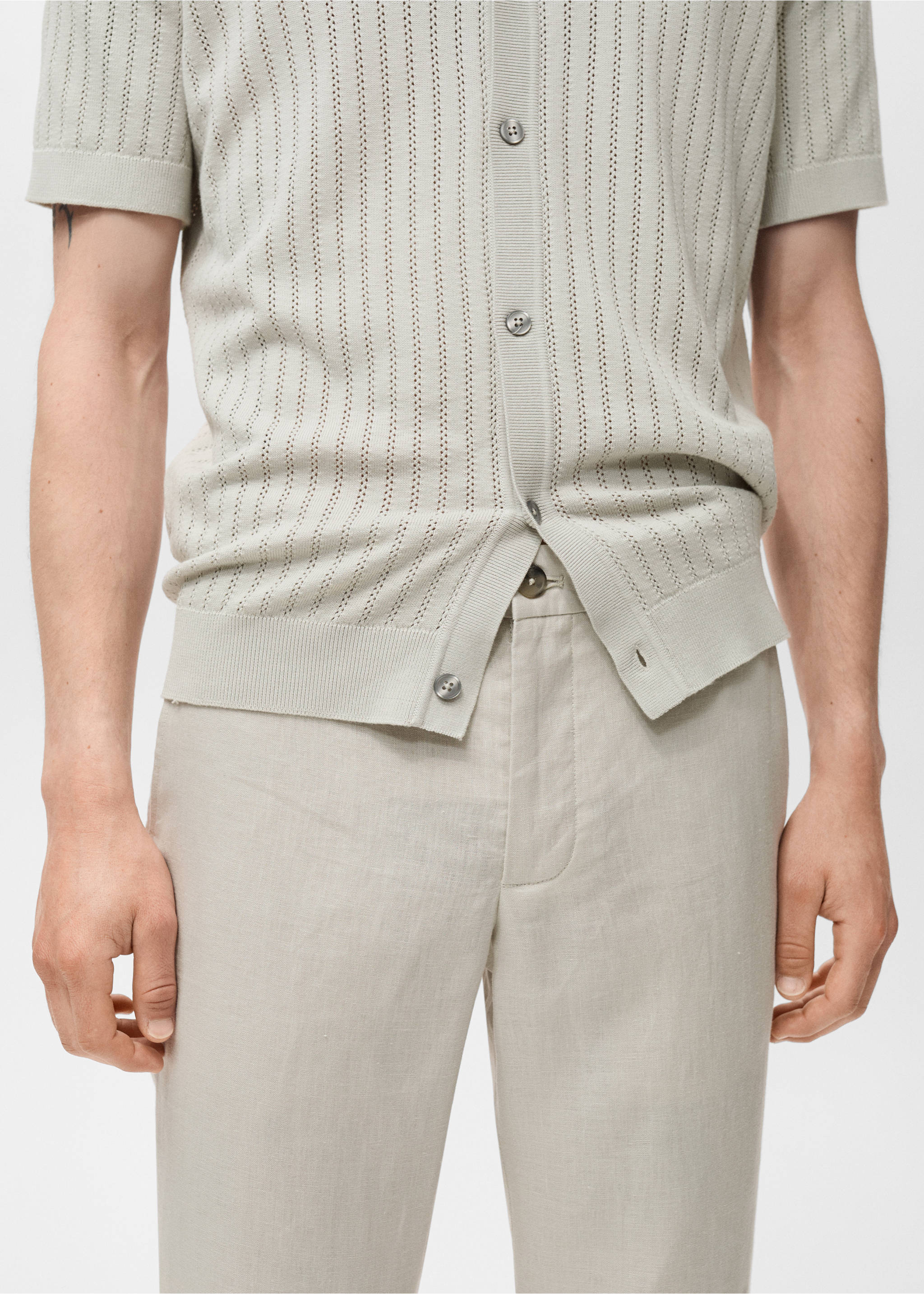 Slim-fit 100% linen trousers - Details of the article 1, Sand. Ref: 17041143-00.