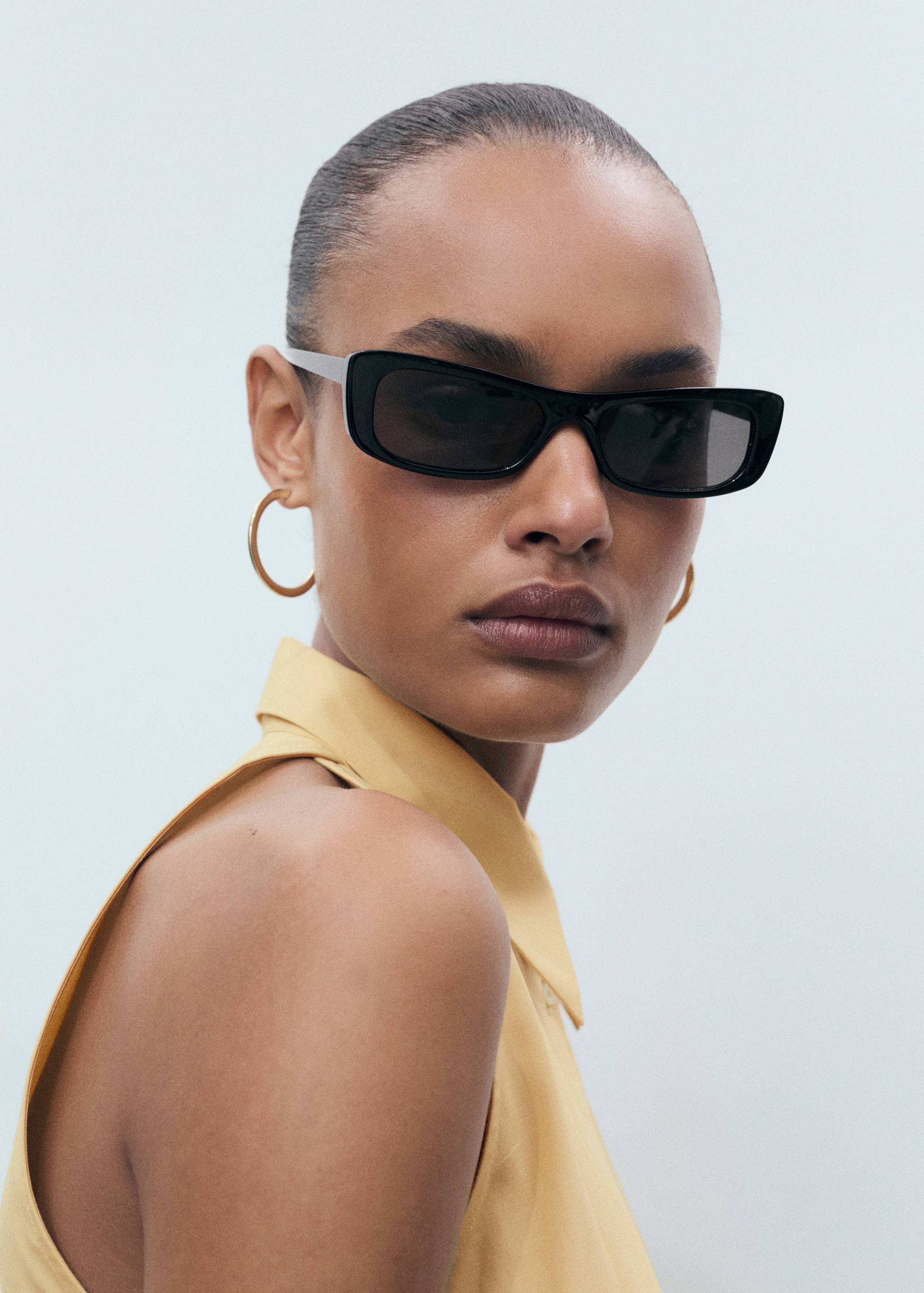 Vestido camiseiro com nó - Pormenor do artigo 6