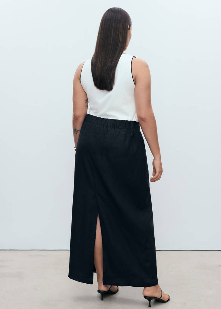 Linen pencil skirt — Black