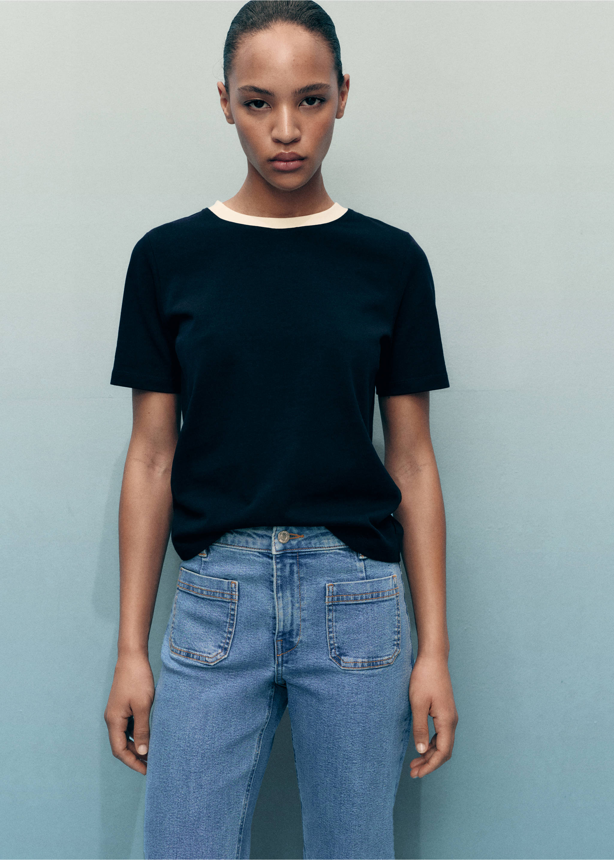 Jeans flare crop bolsillos - Detalle del artículo 2, Azul medio. Ref: 17041185-00.