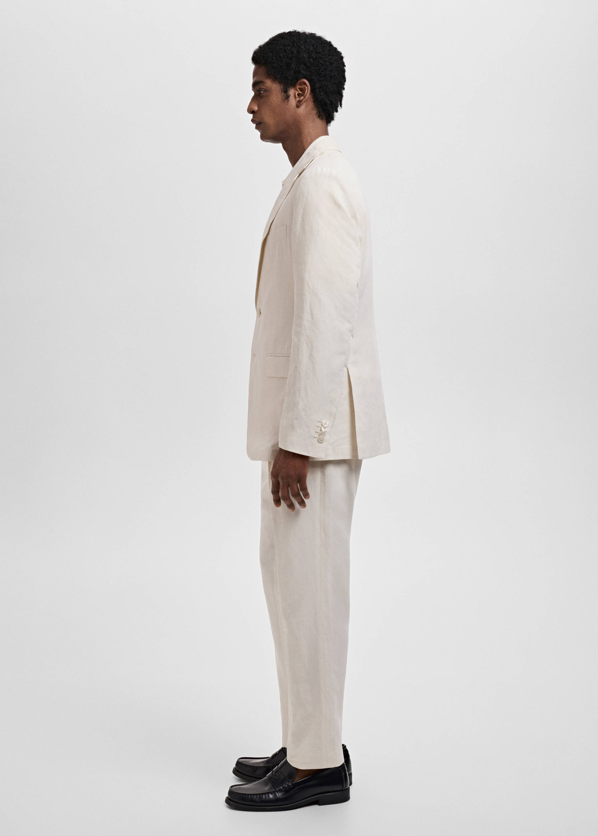 Slim-fit pleated linen trousers - Details of the article 2