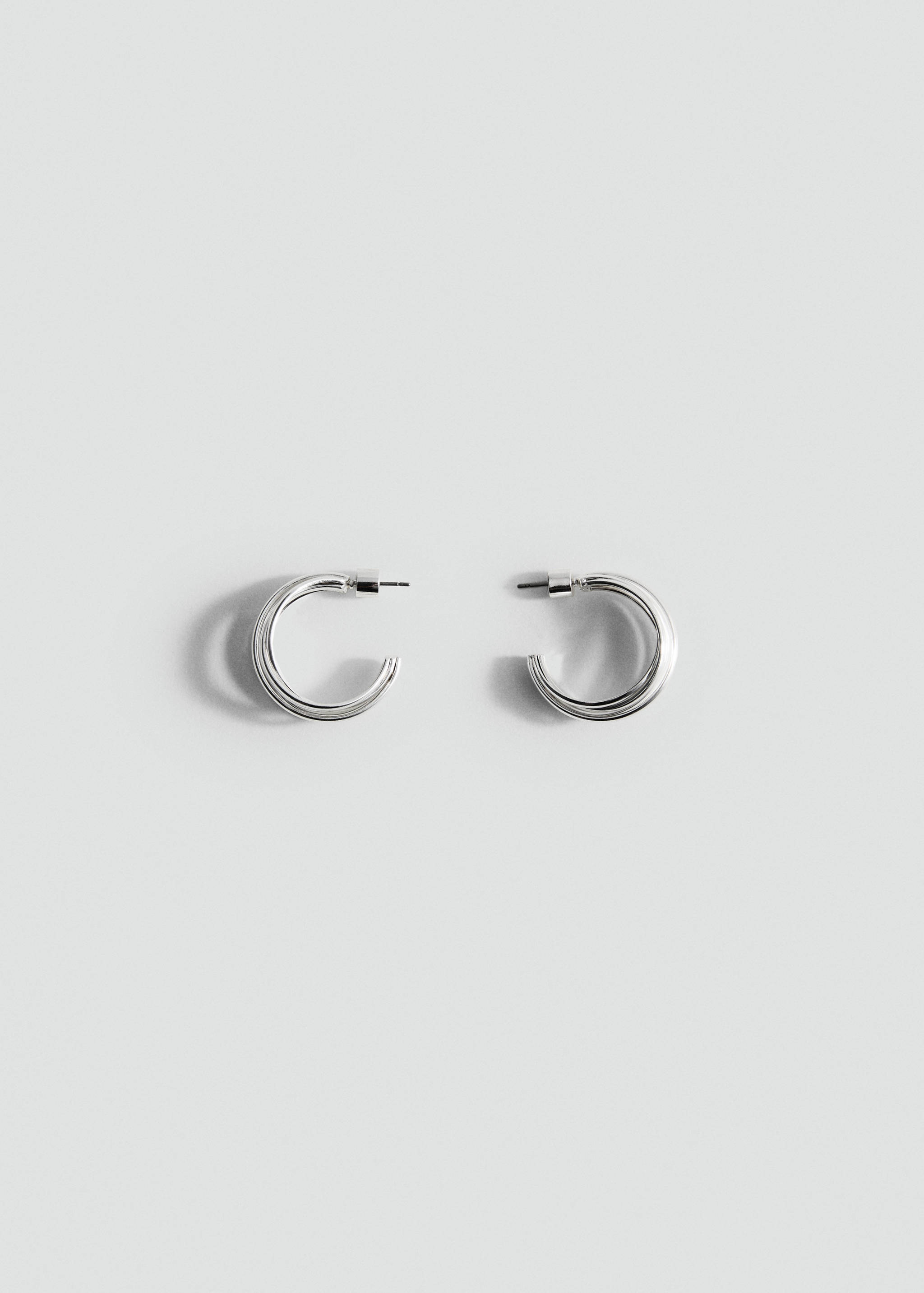 Intertwined hoop earrings - Article without model