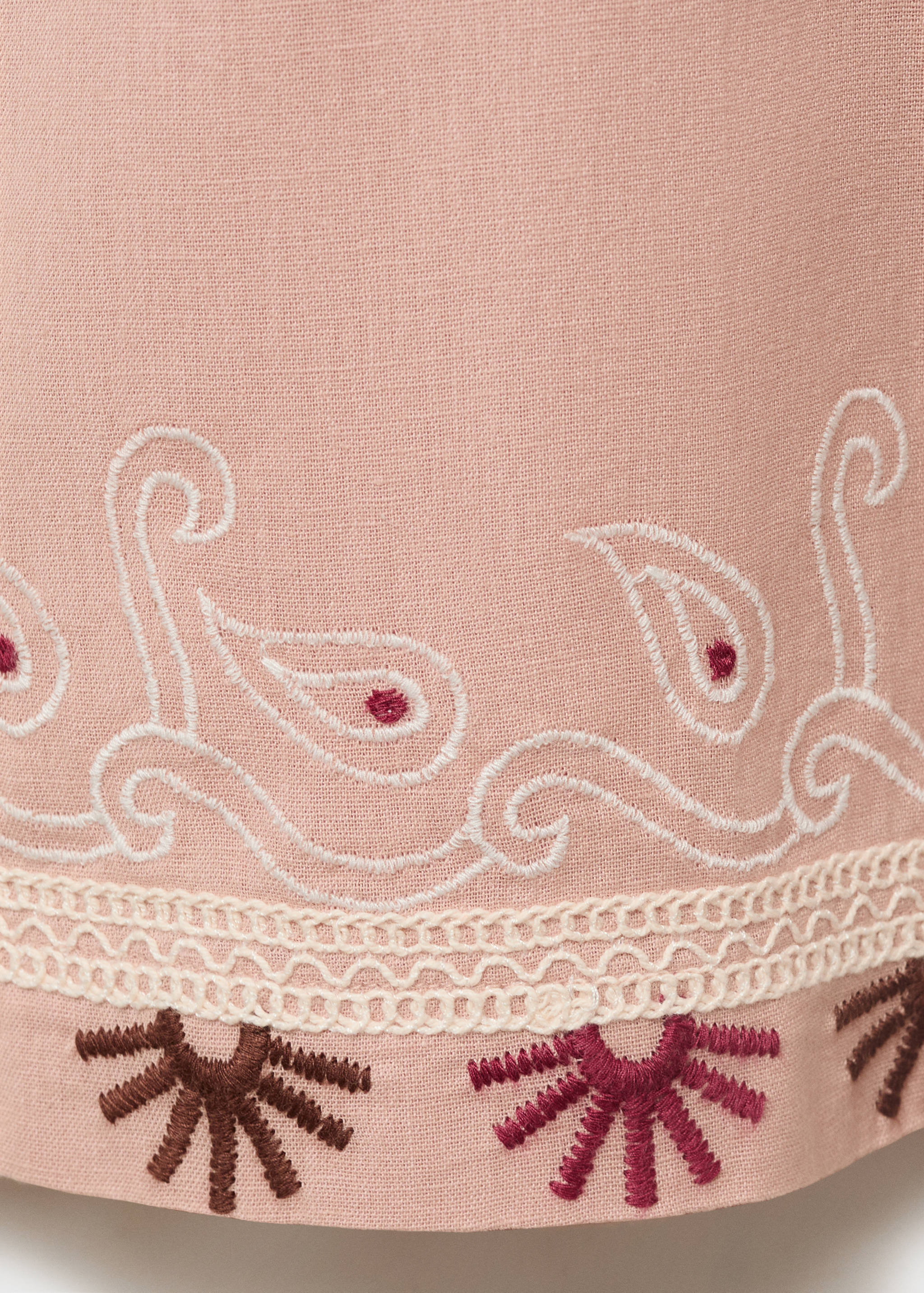 Long jumpsuit with embroidered details - Details of the article 0