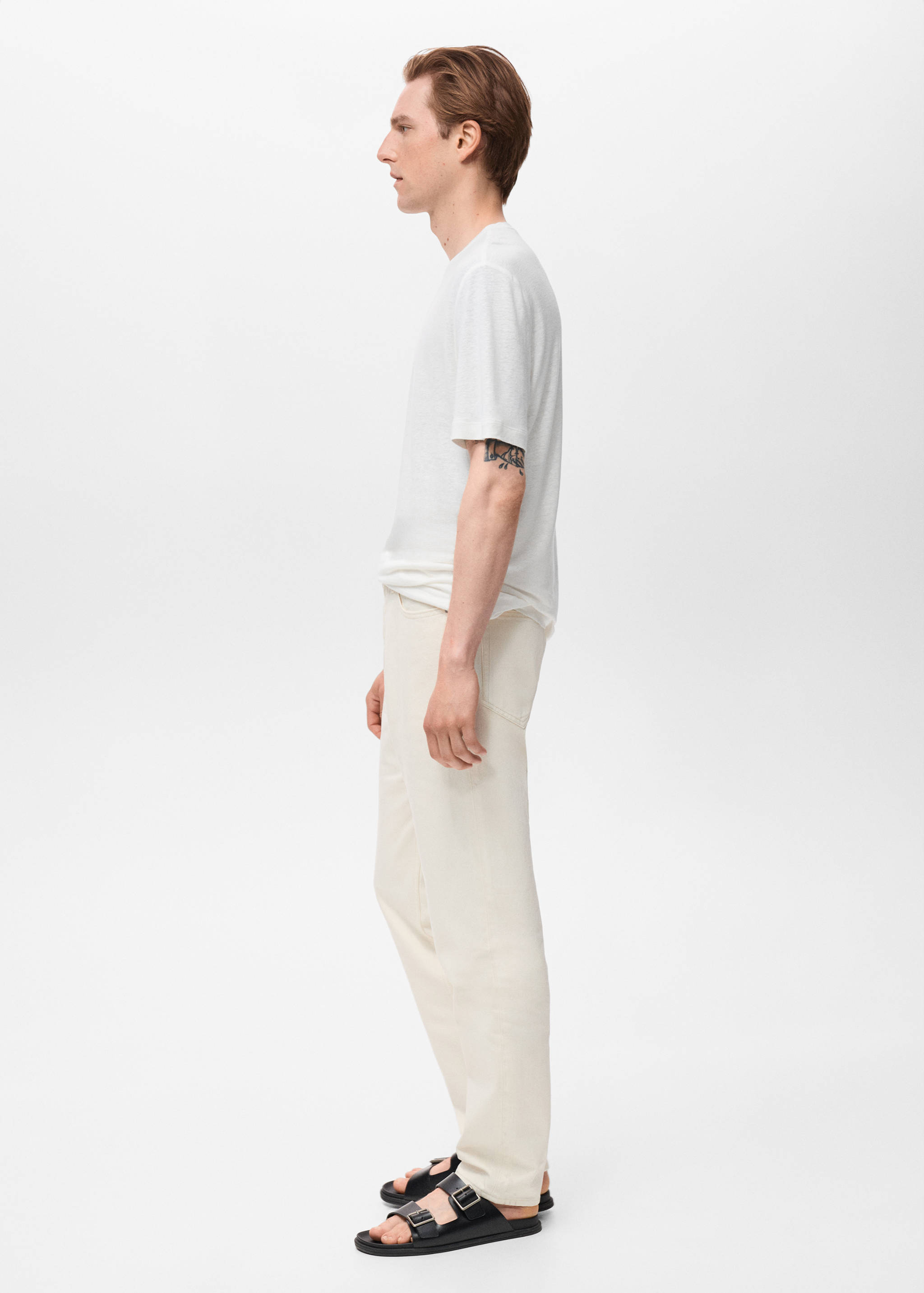 Linen slim-fit t-shirt - Details of the article 2